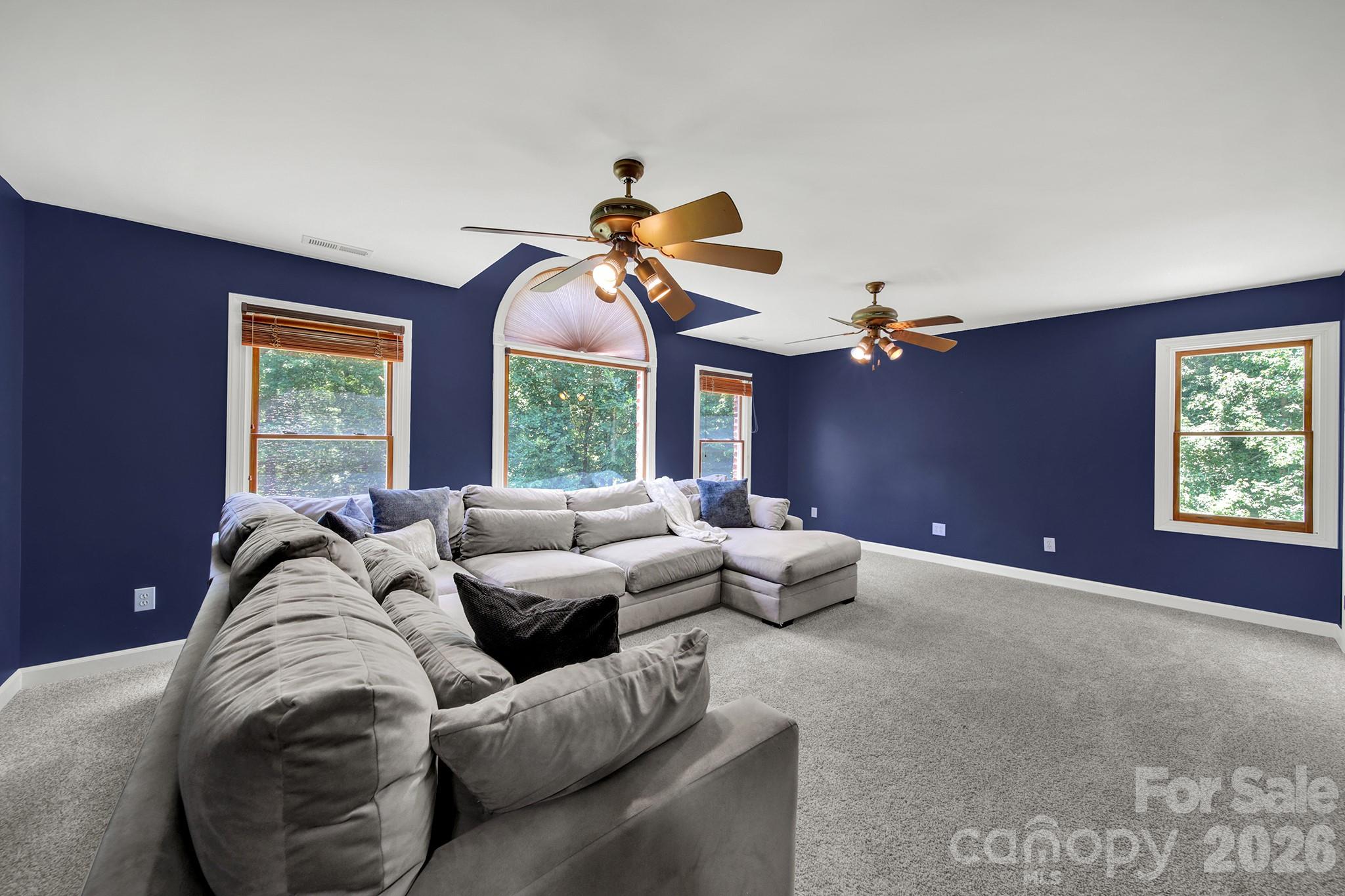 1583 Calder Lane — Clover