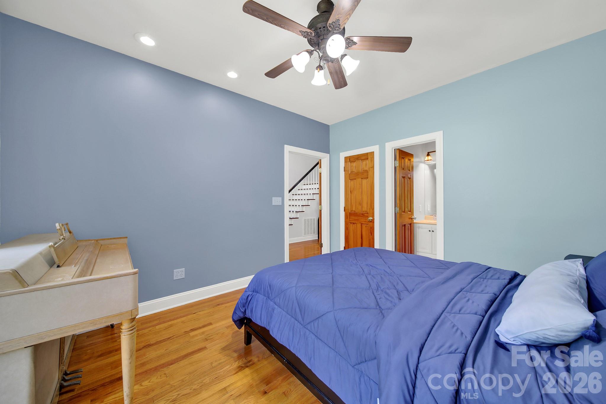 1583 Calder Lane — Clover