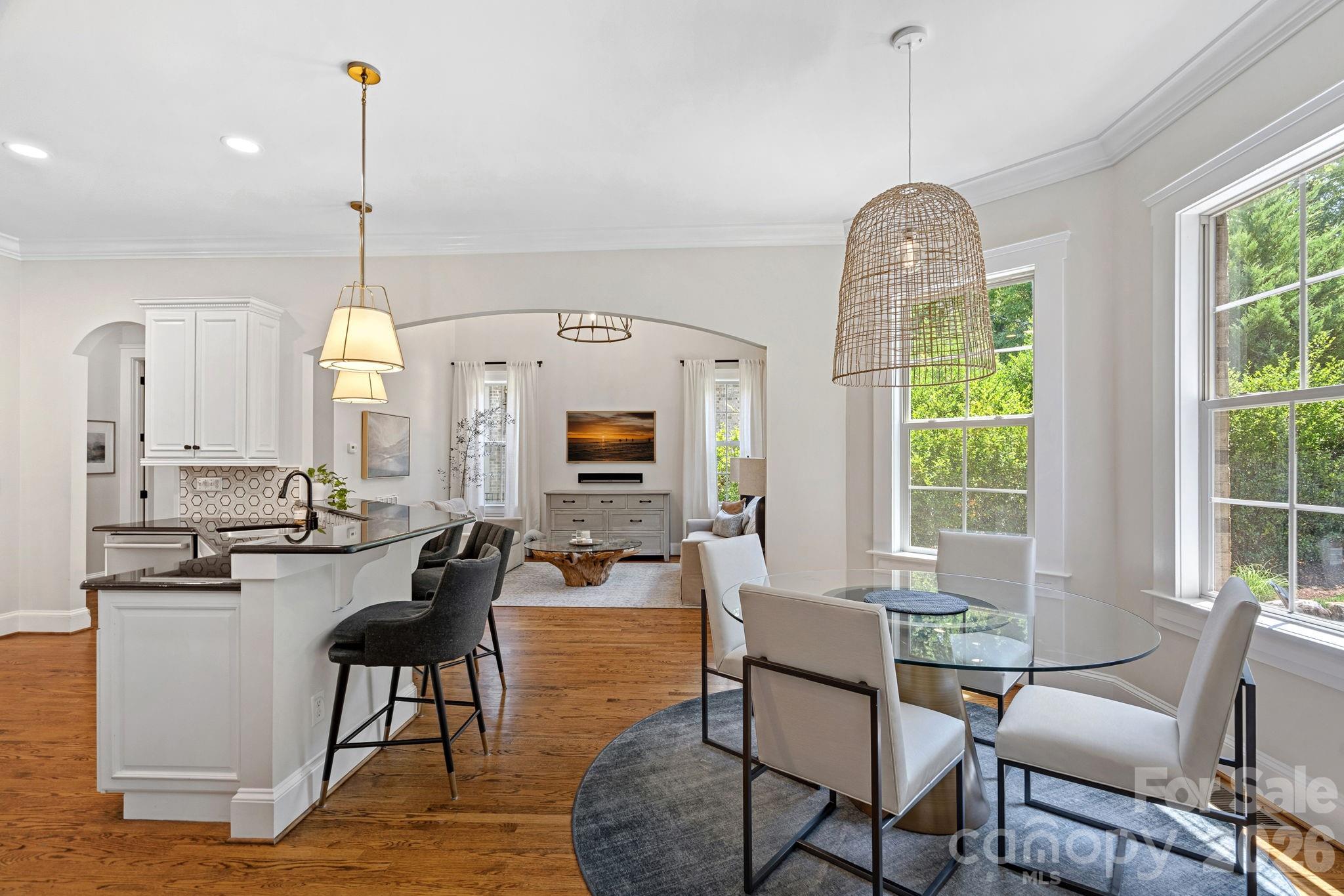 3813 Lakeside Drive — Charlotte