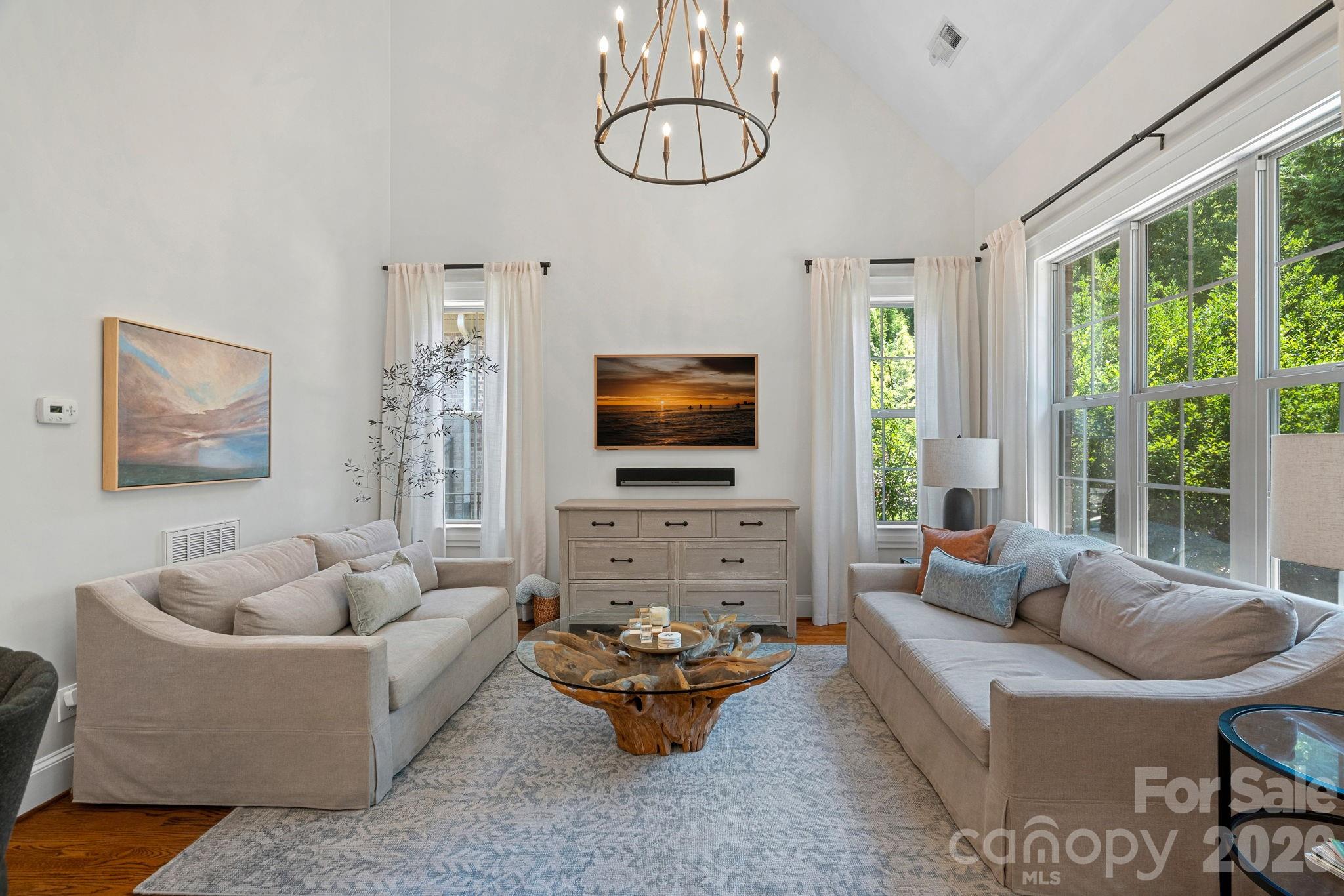 3813 Lakeside Drive — Charlotte