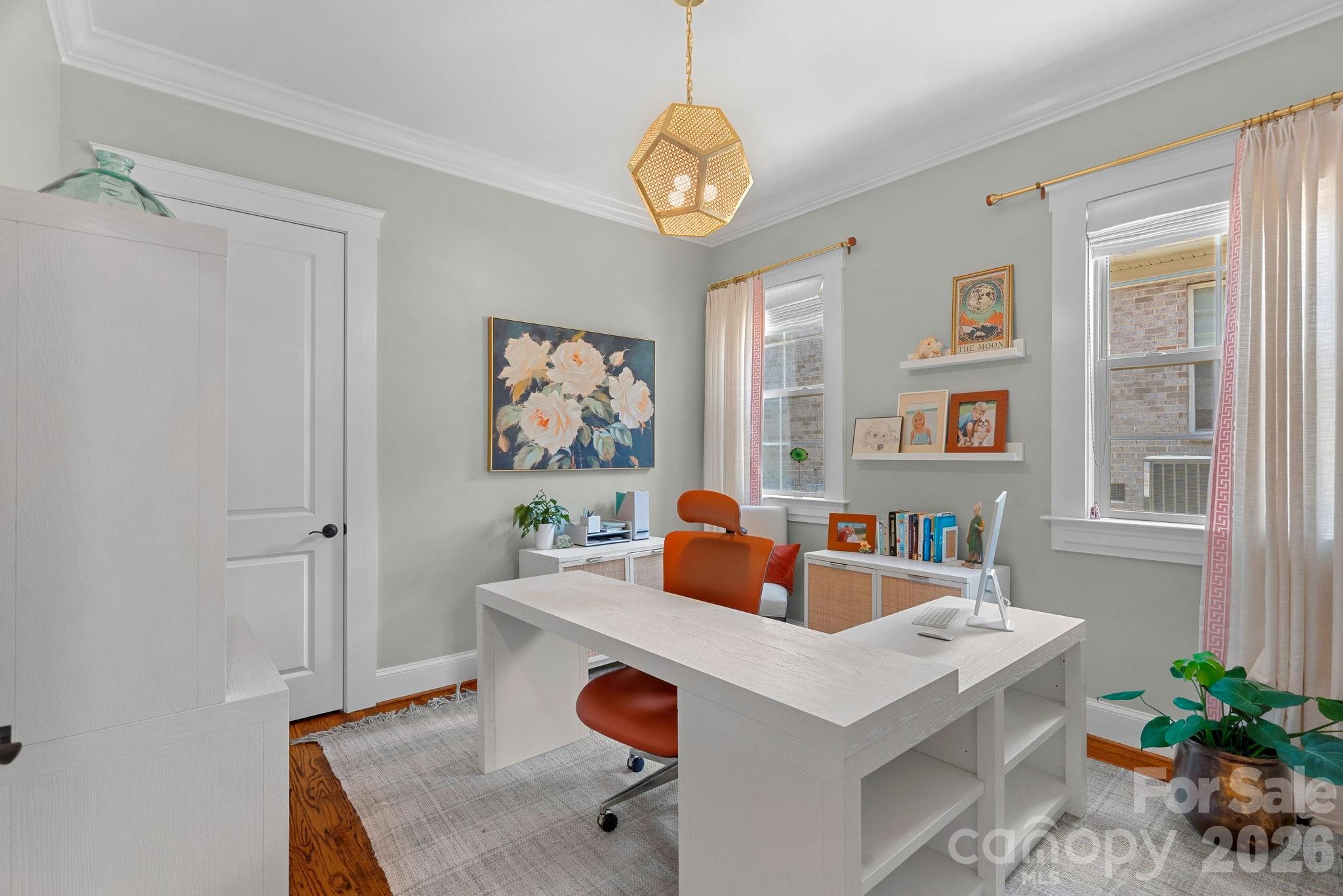 3813 Lakeside Drive — Charlotte