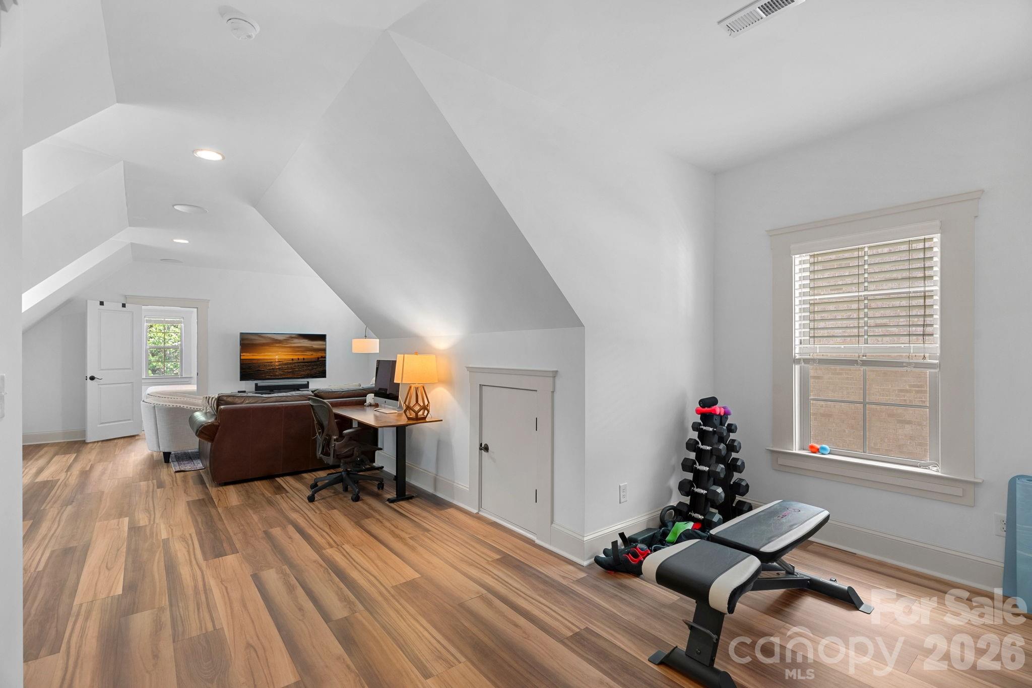 3813 Lakeside Drive — Charlotte