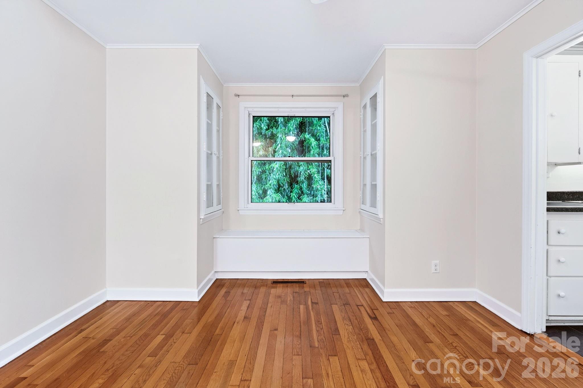 176 Chiles Avenue — Asheville