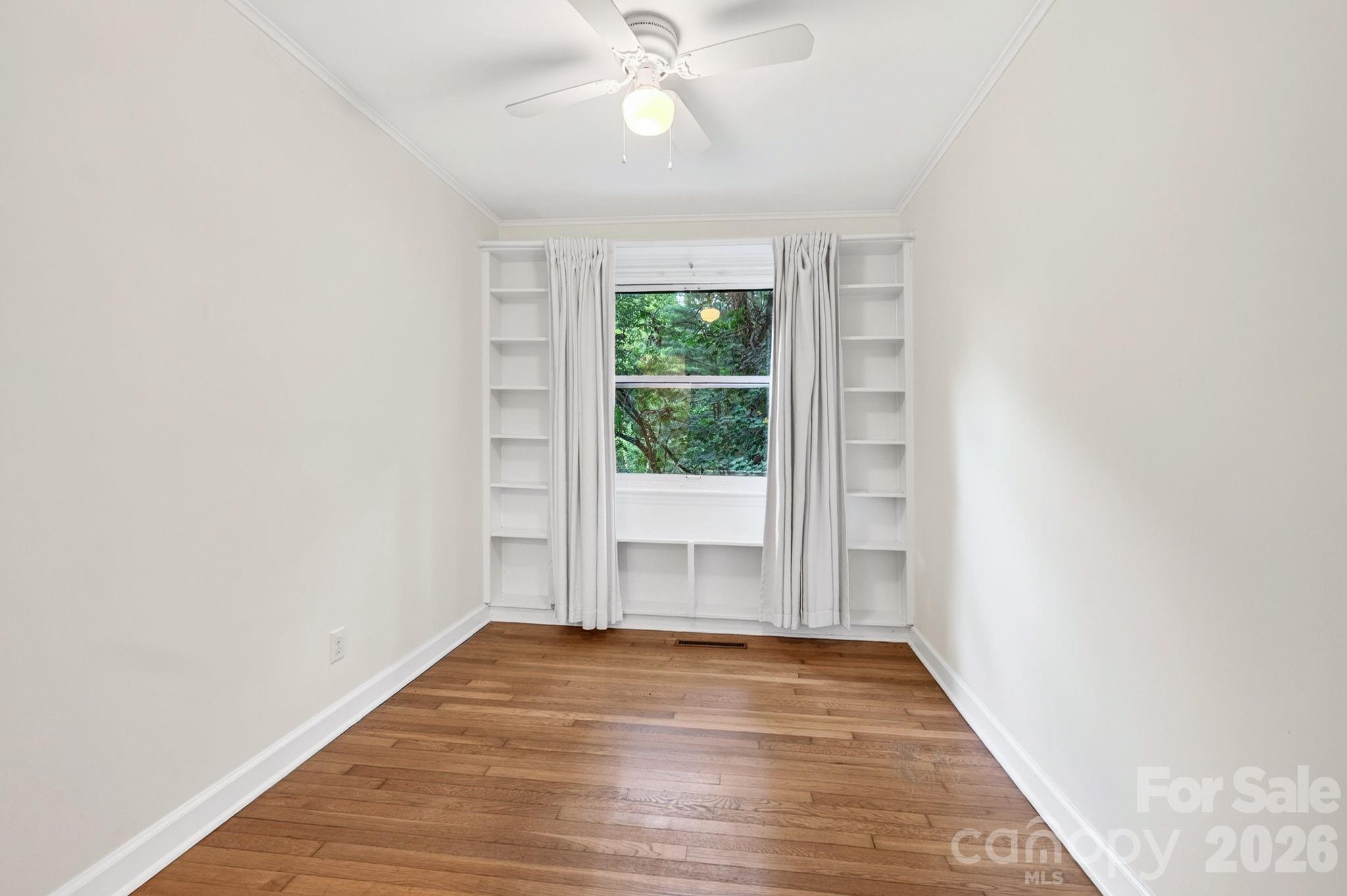 176 Chiles Avenue — Asheville