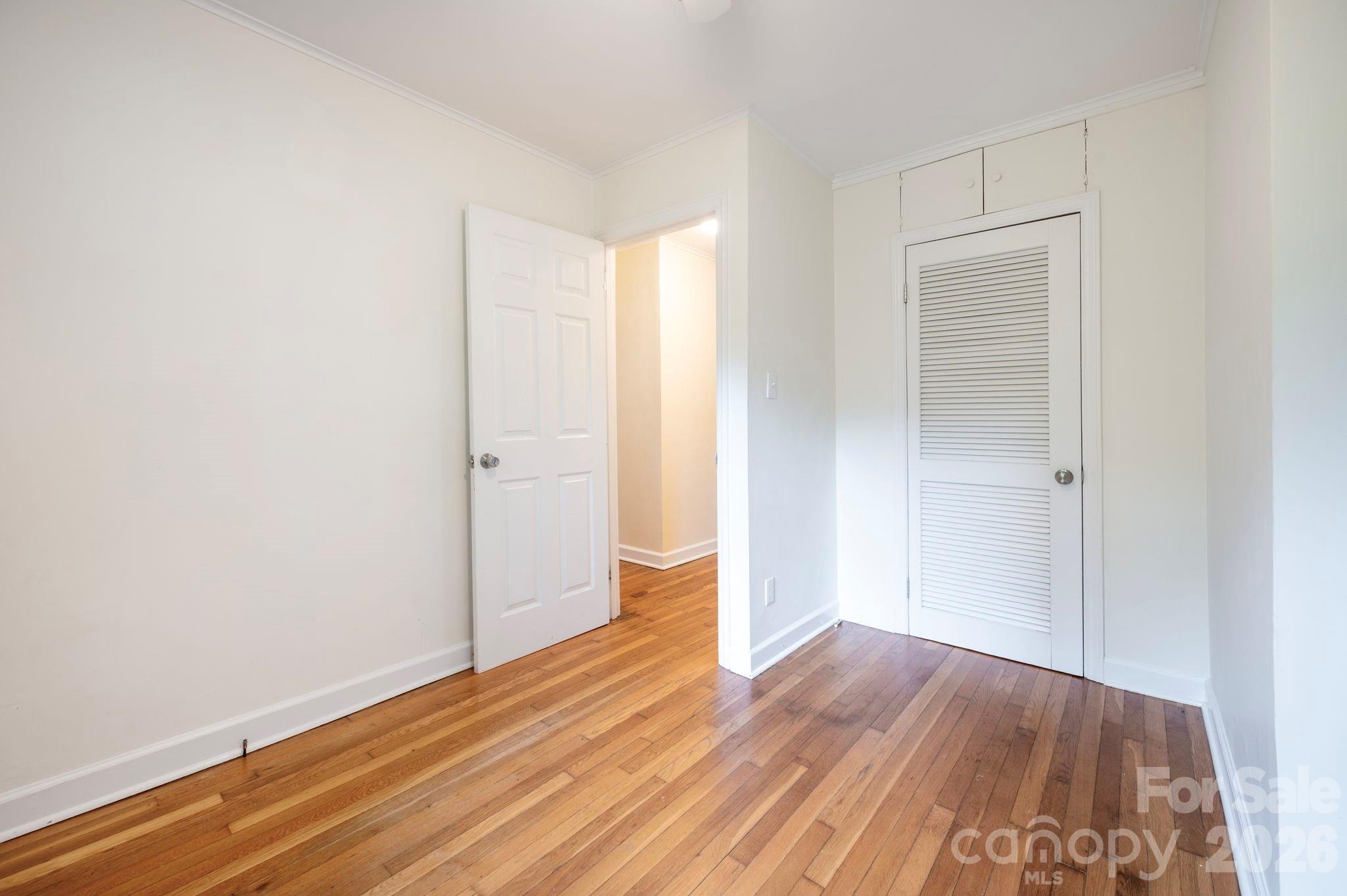 176 Chiles Avenue — Asheville