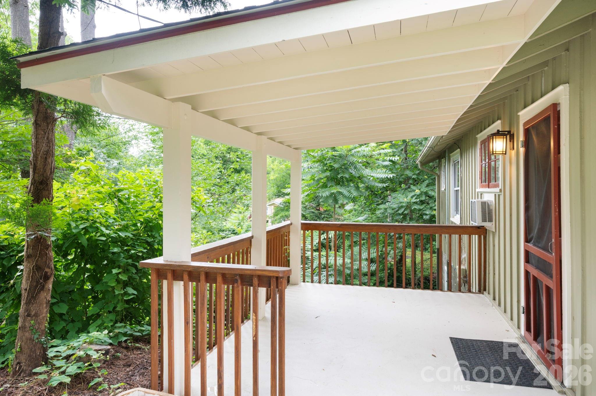 176 Chiles Avenue — Asheville