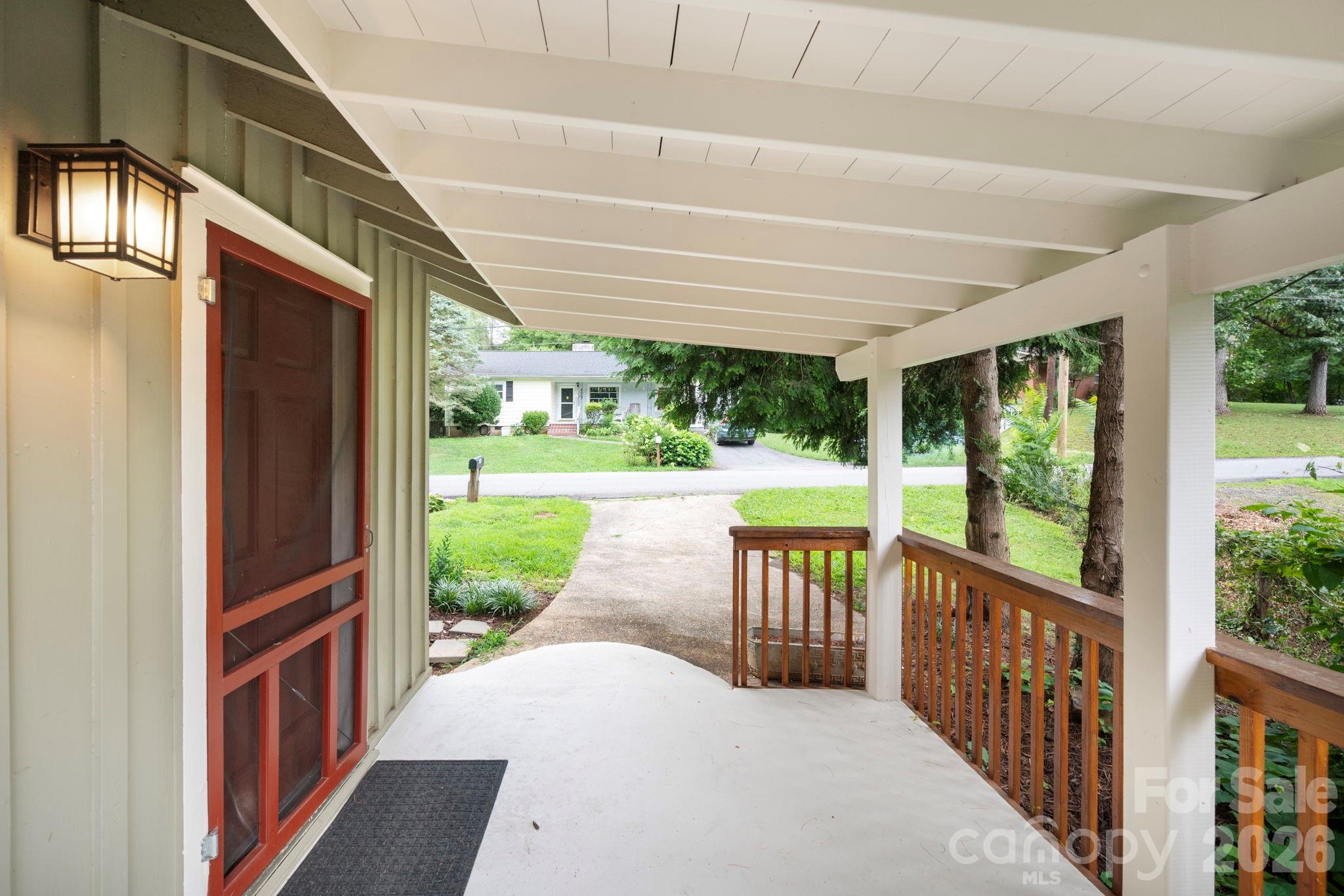 176 Chiles Avenue — Asheville