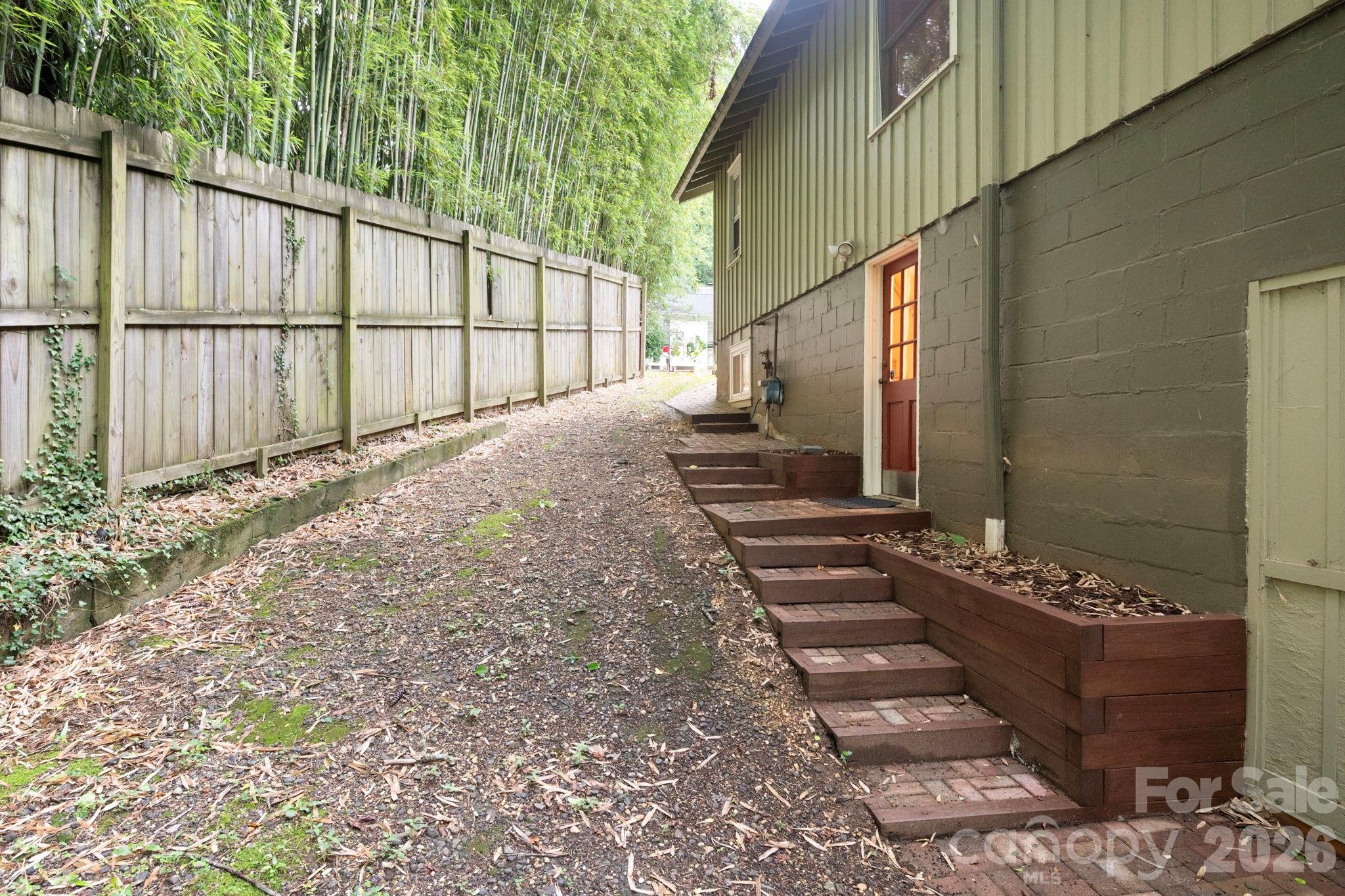 176 Chiles Avenue — Asheville