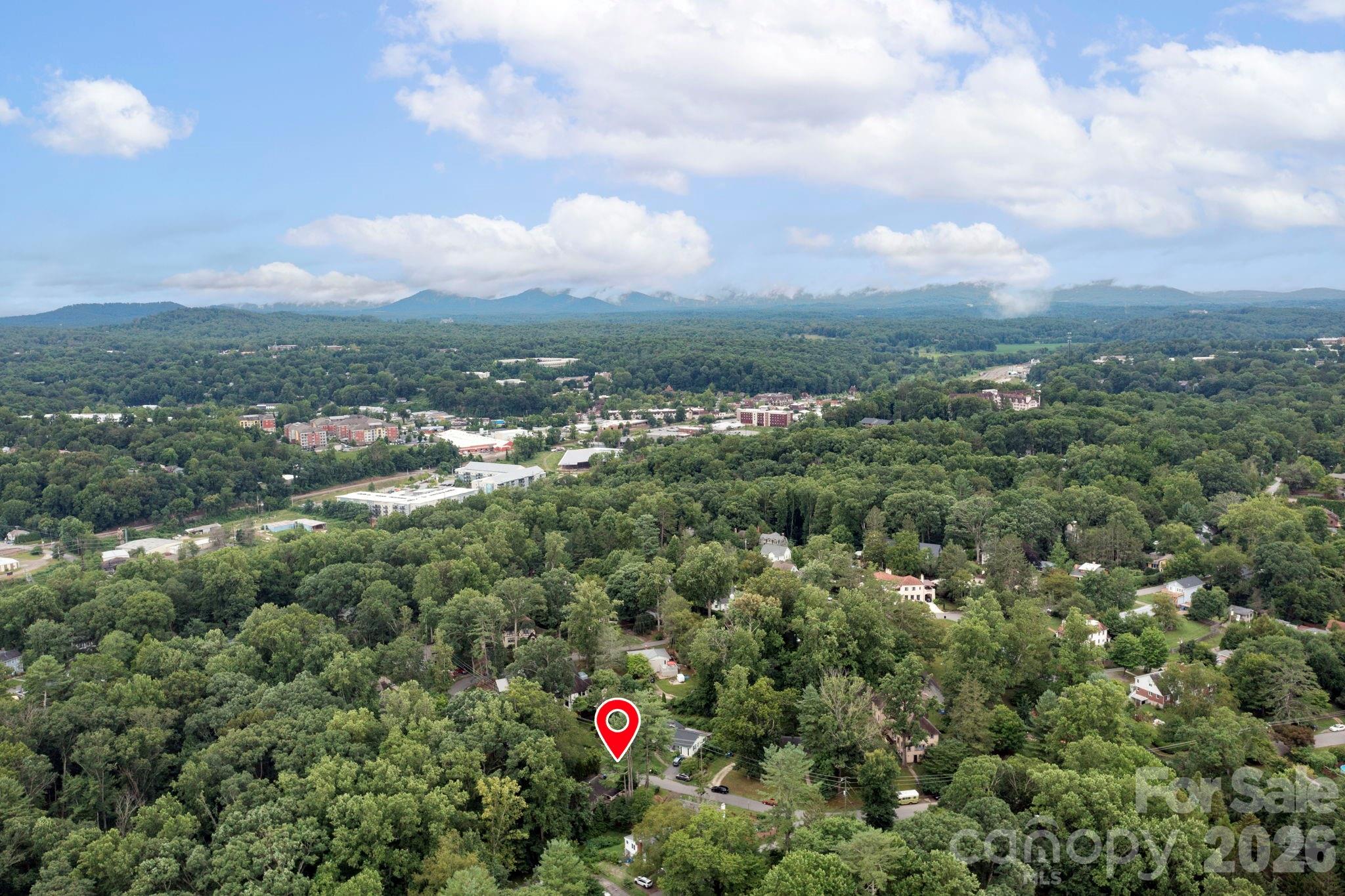 176 Chiles Avenue — Asheville