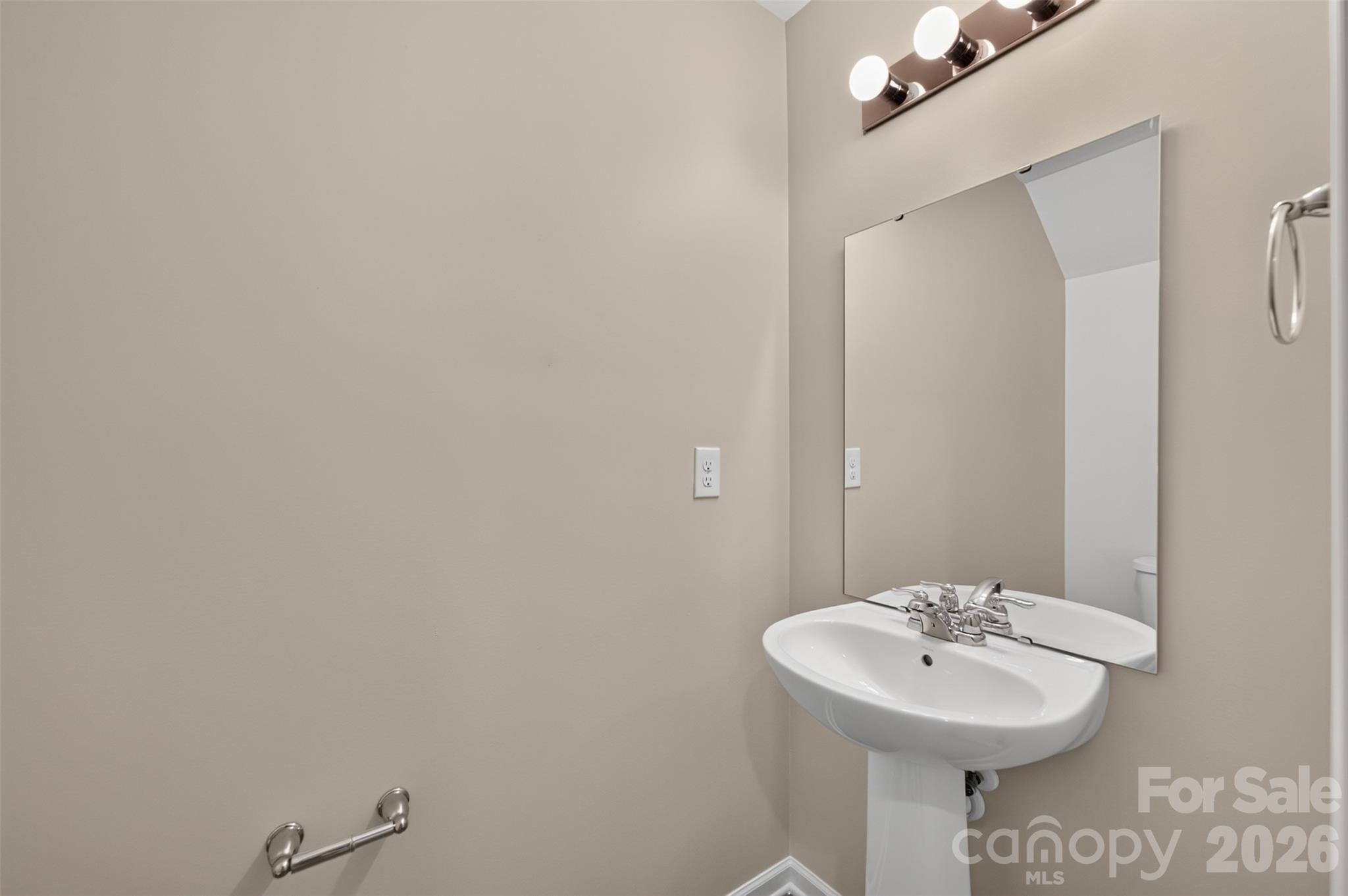 1475 Cannan Mountain Drive — Newton
