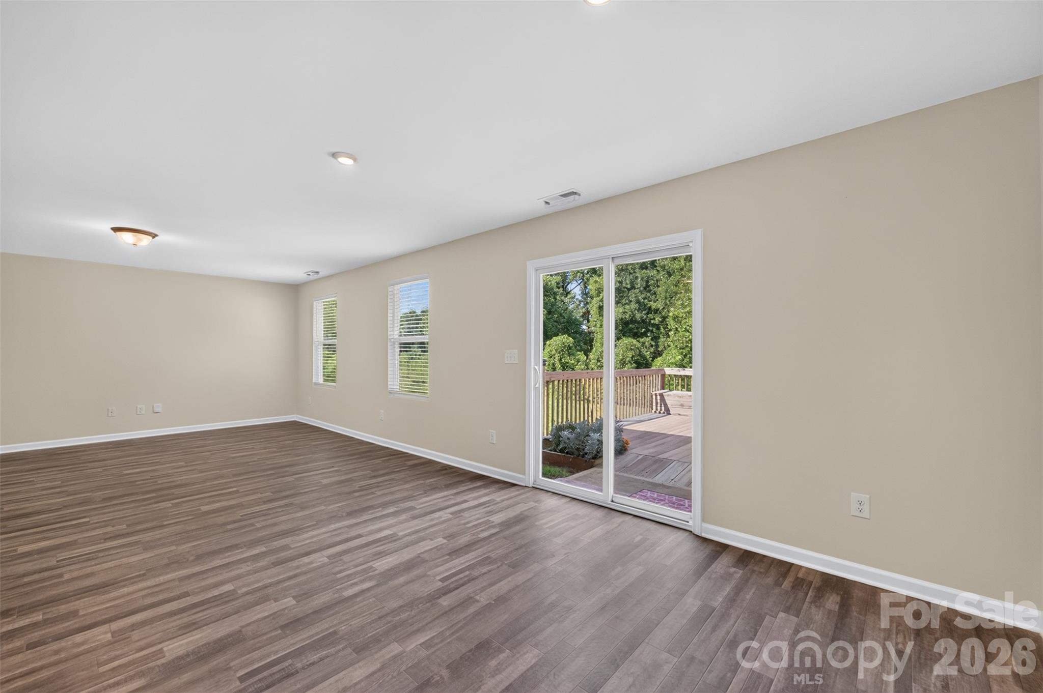 1475 Cannan Mountain Drive — Newton