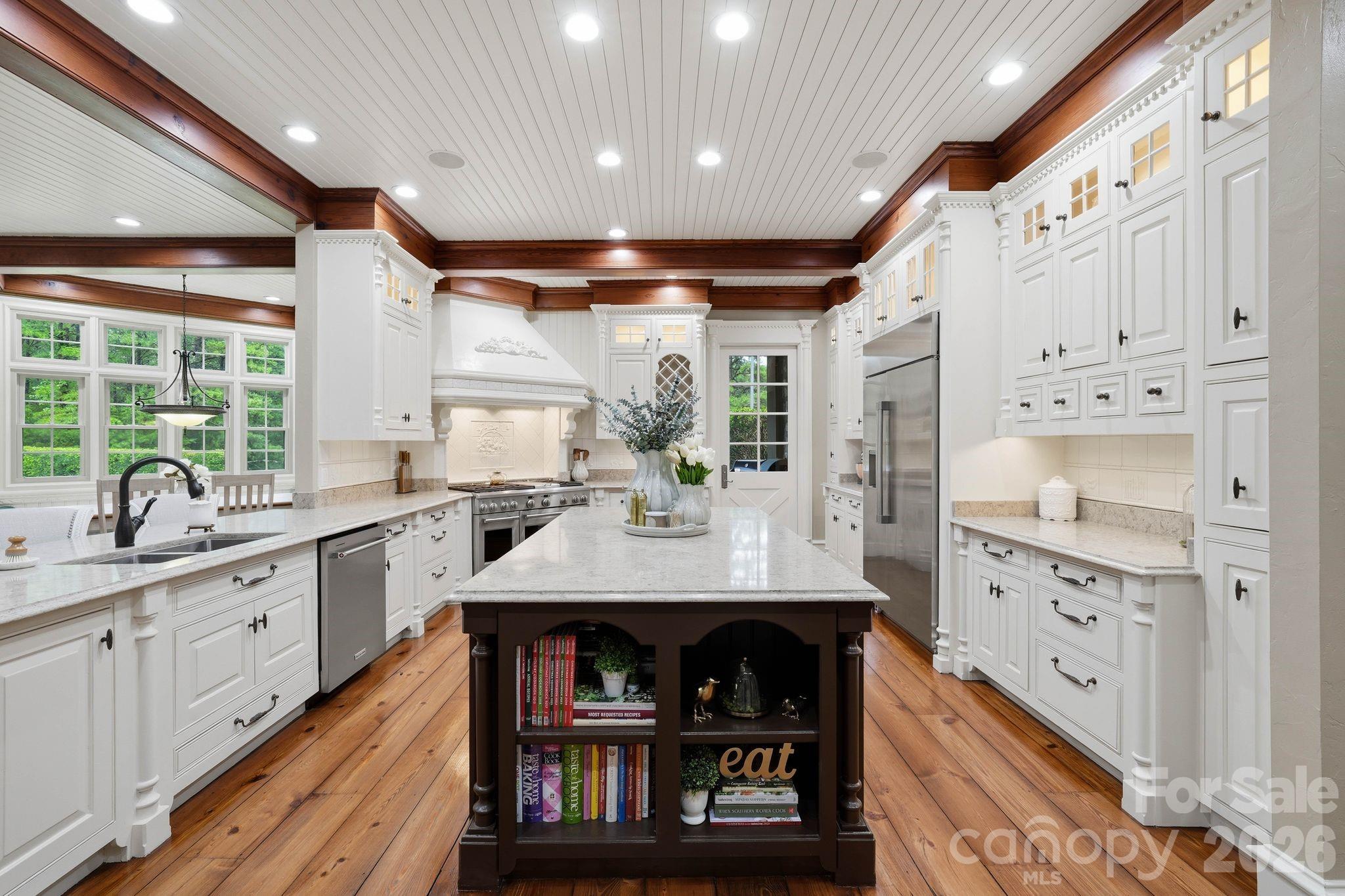 525 Lake Lynn Road — Concord