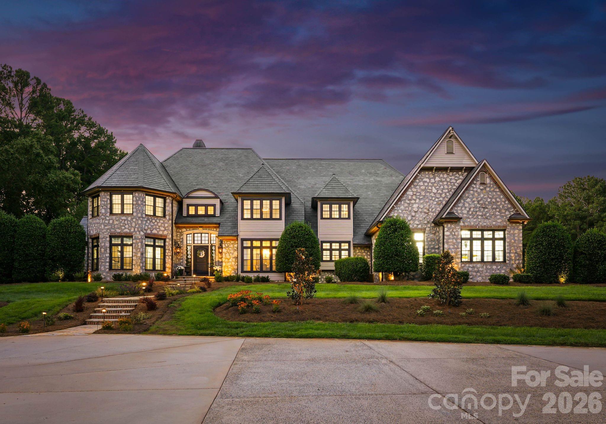 525 Lake Lynn Road — Concord