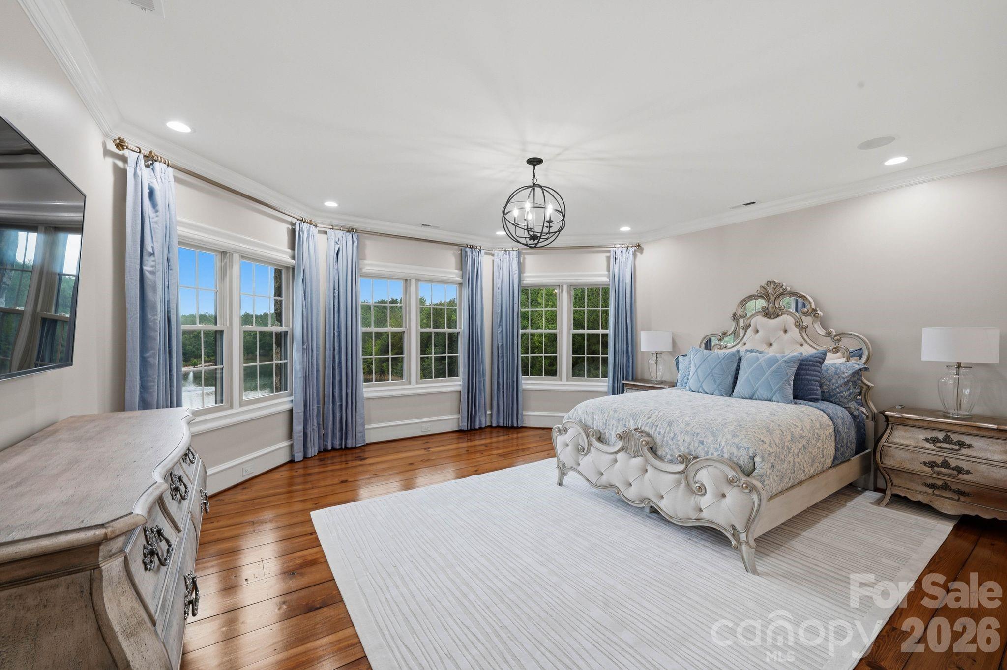 525 Lake Lynn Road — Concord