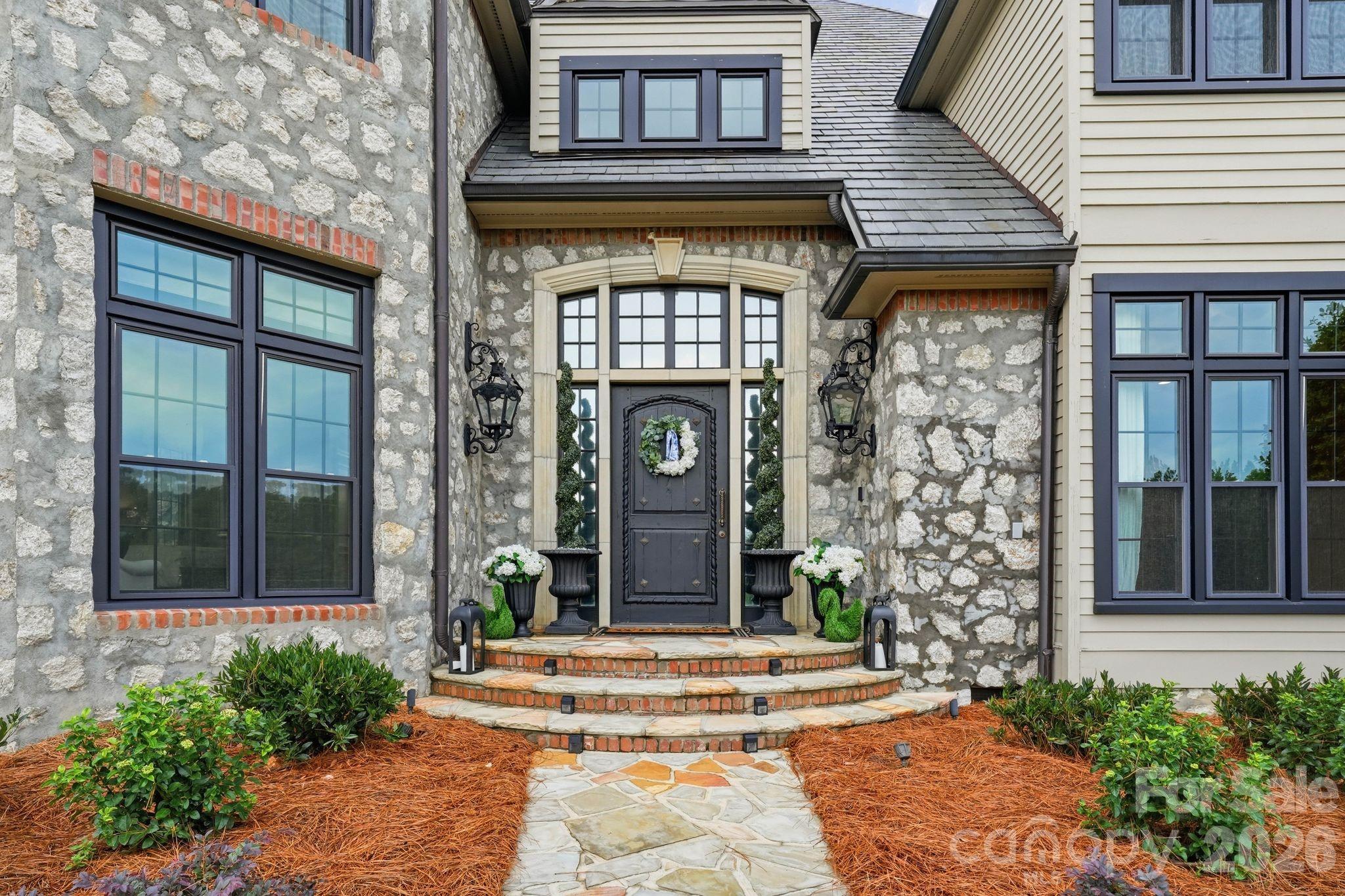 525 Lake Lynn Road — Concord