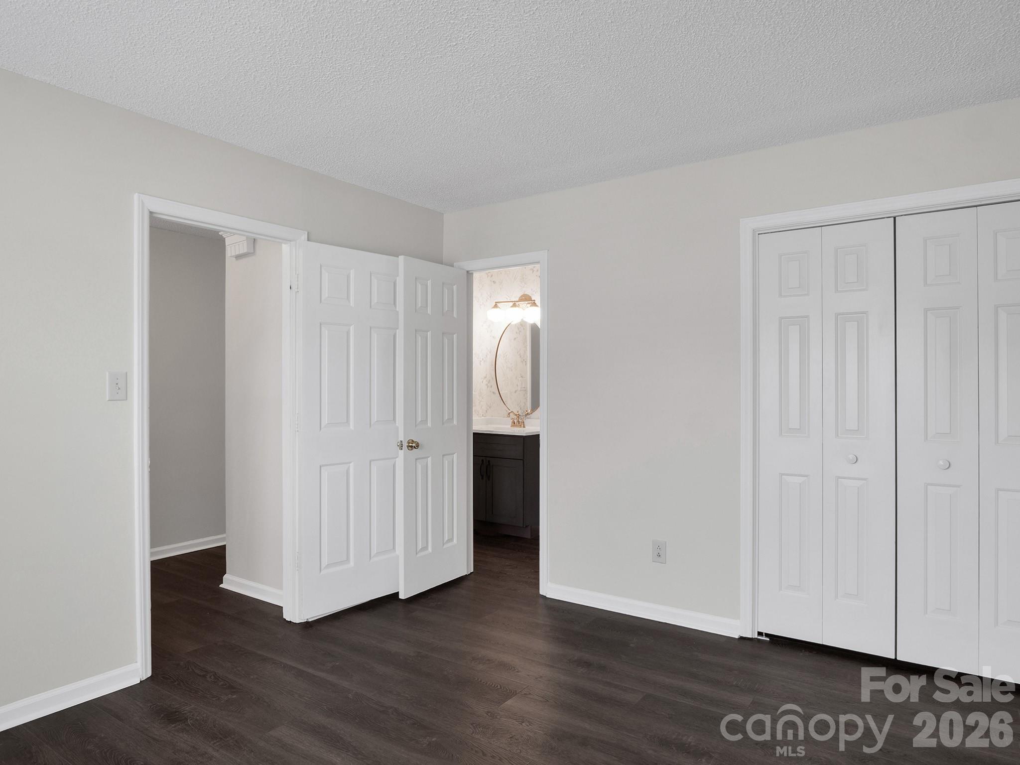 10922 Winterbourne Court — Charlotte