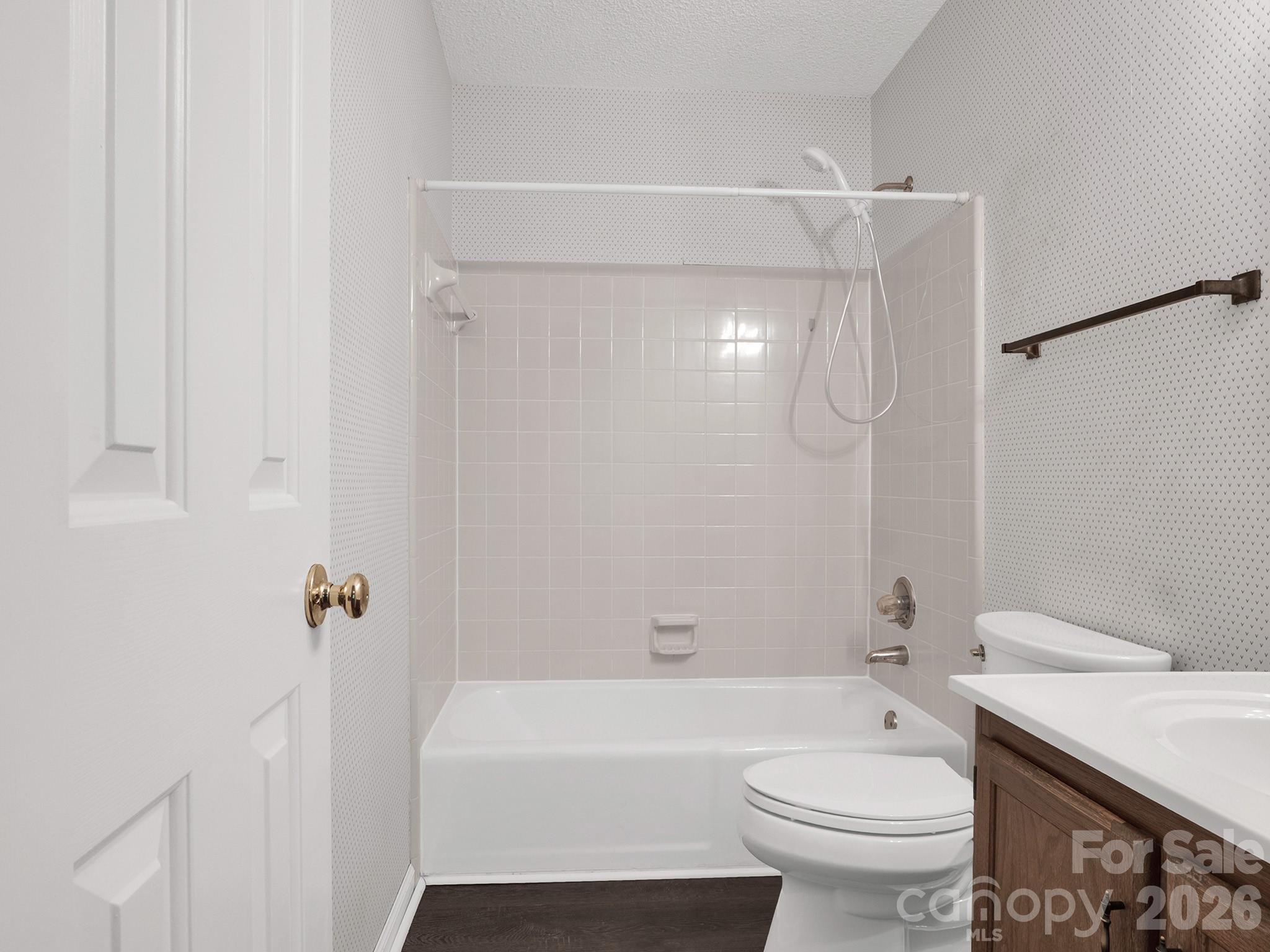 10922 Winterbourne Court — Charlotte