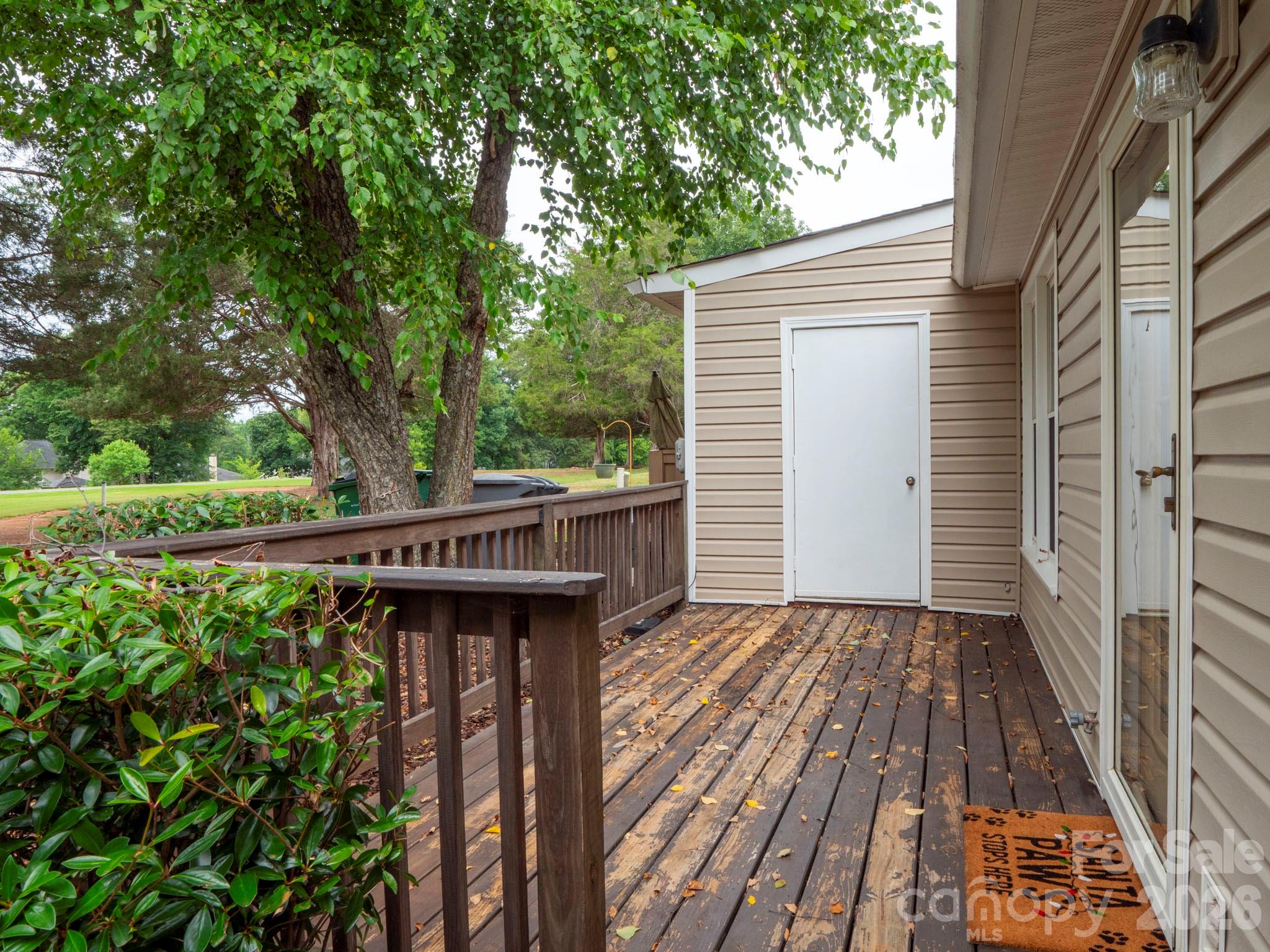 10922 Winterbourne Court — Charlotte