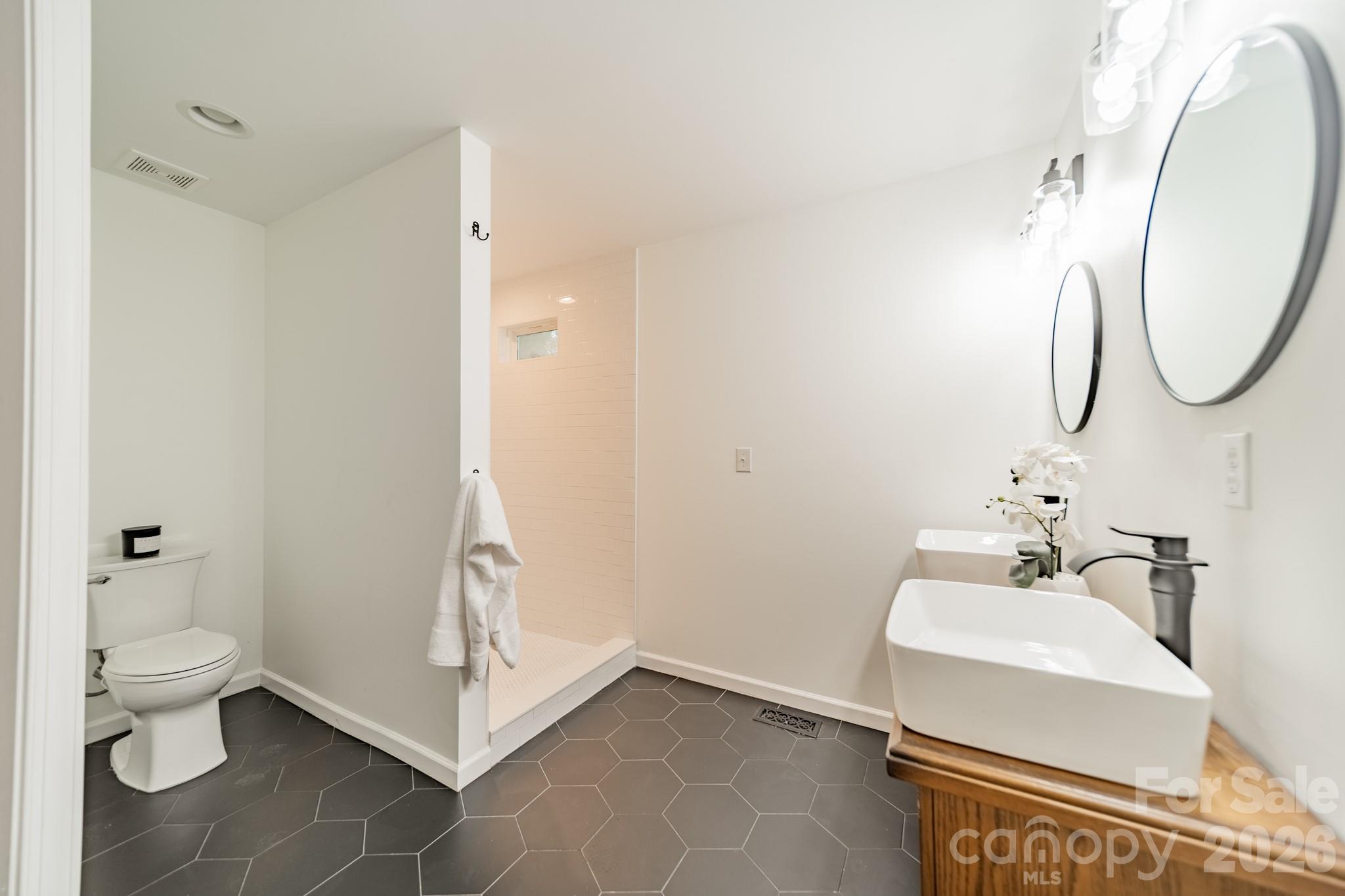 109 W Leroy Street — Fort Mill