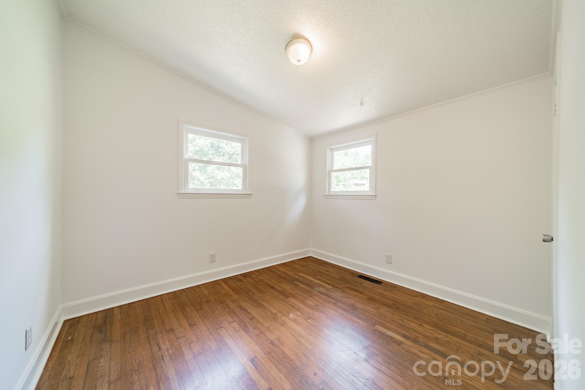 109 W Leroy Street — Fort Mill