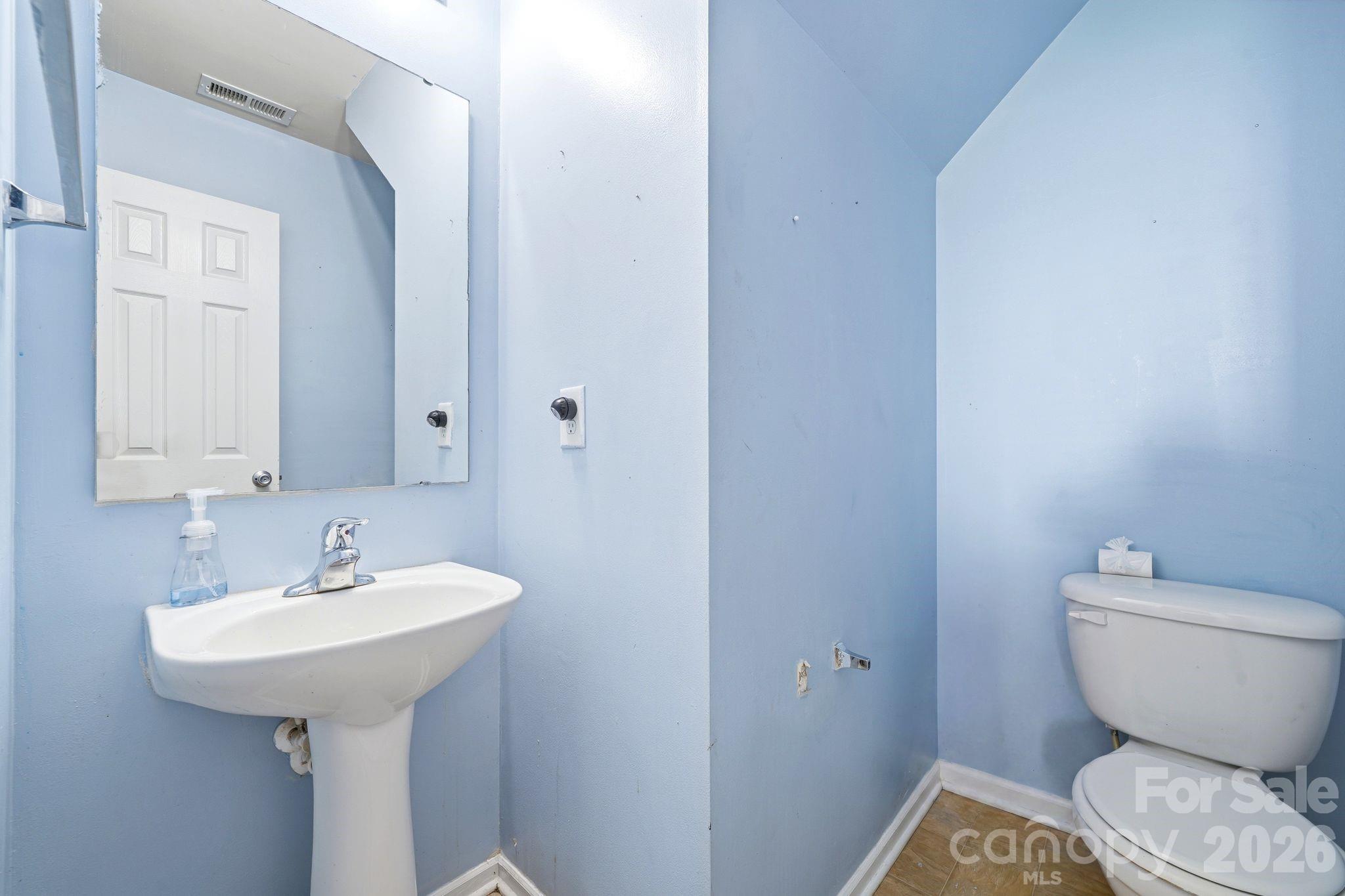 4411 Palustris Court — Charlotte