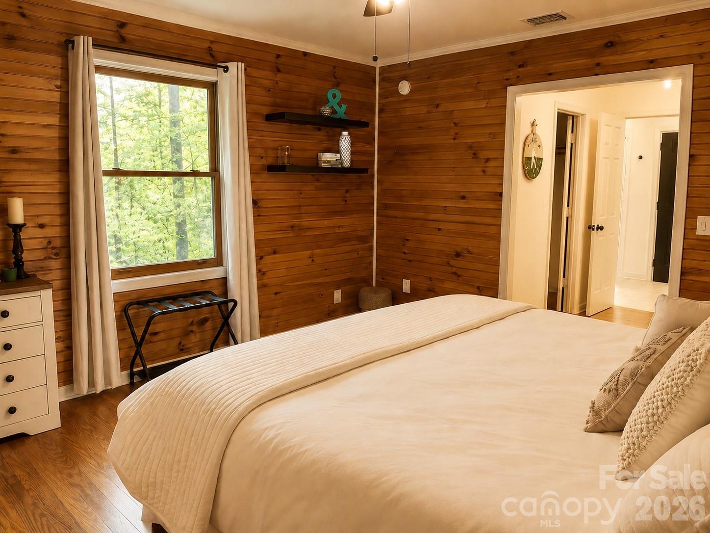 721 Bear Creek Lane — Saluda