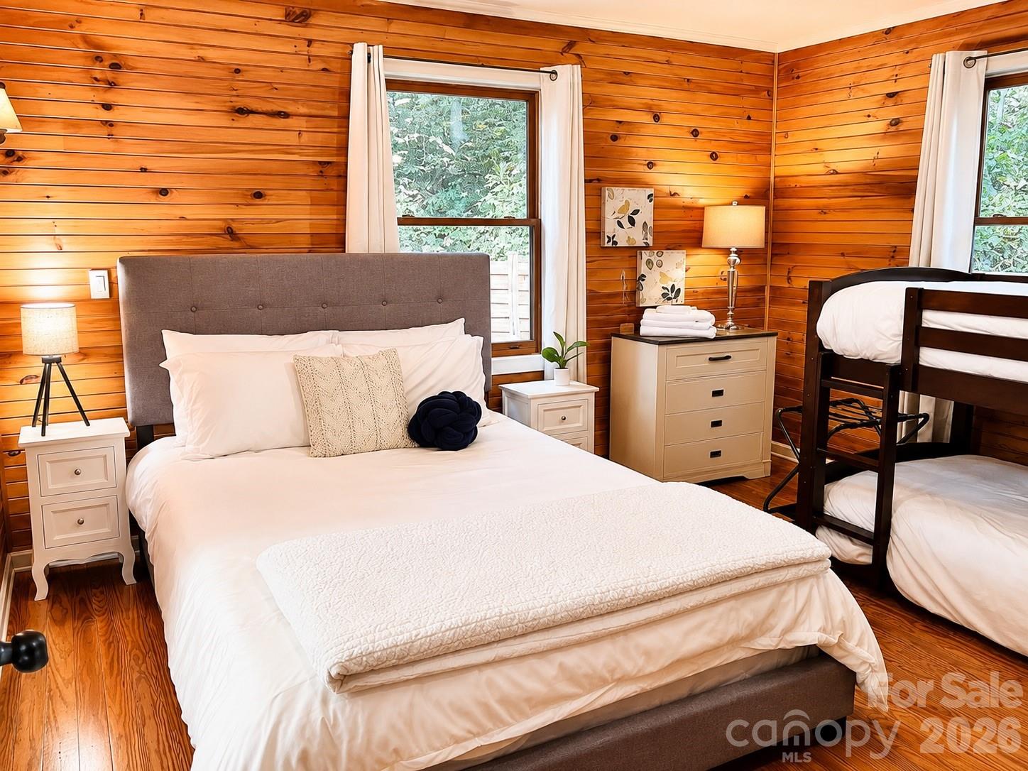 721 Bear Creek Lane — Saluda