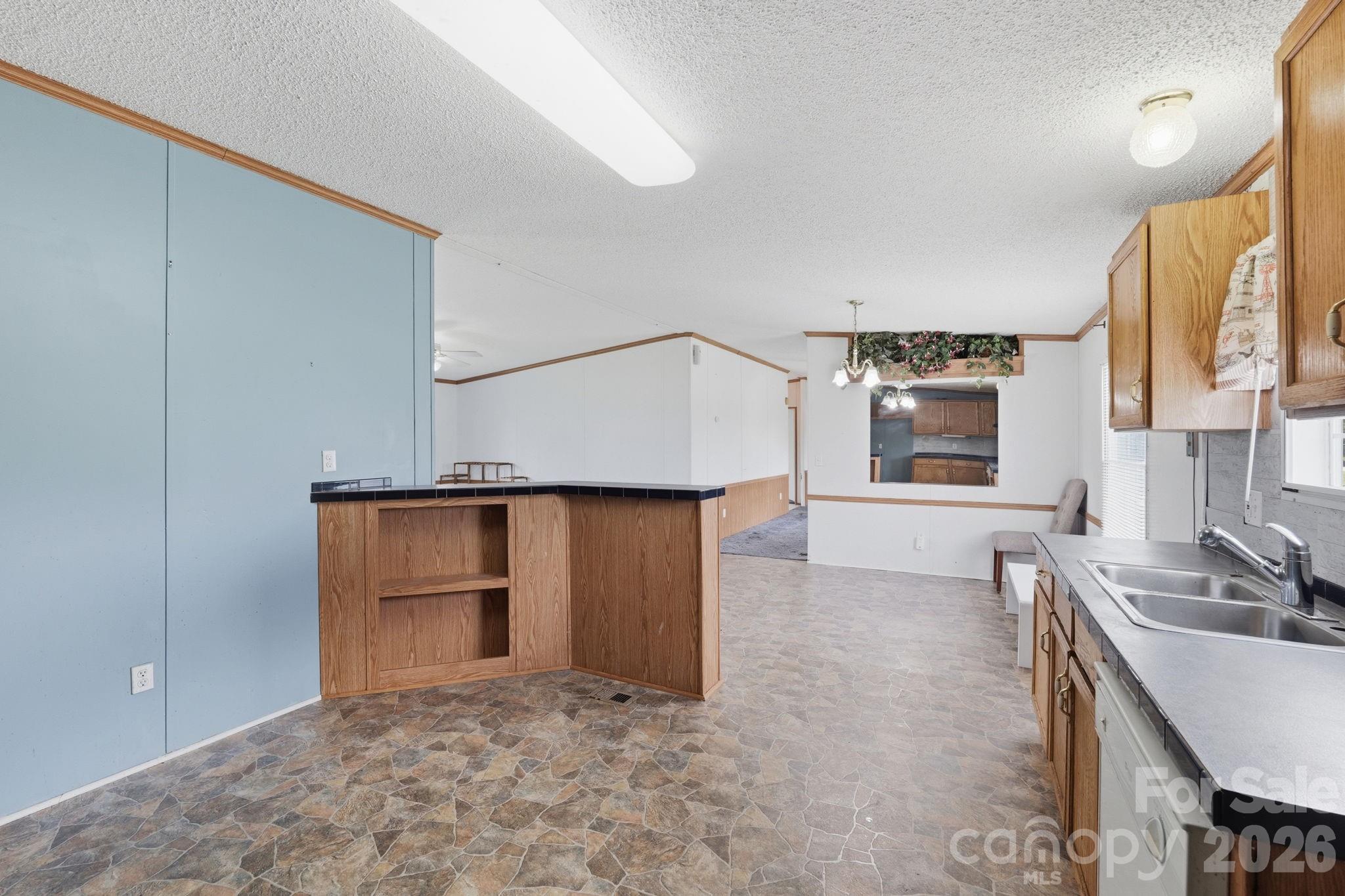 2299 Dellinger Drive — Newton