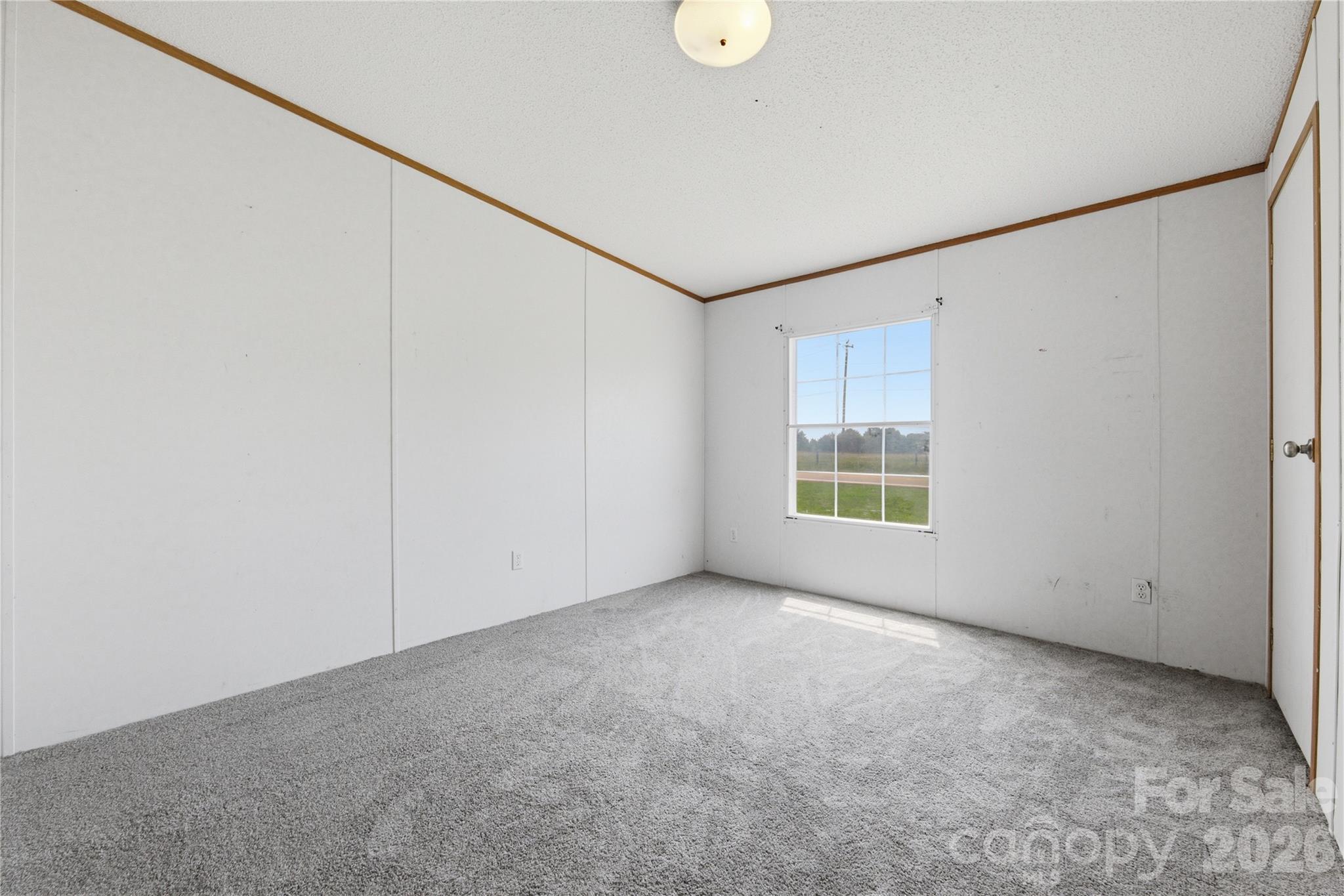 2299 Dellinger Drive — Newton