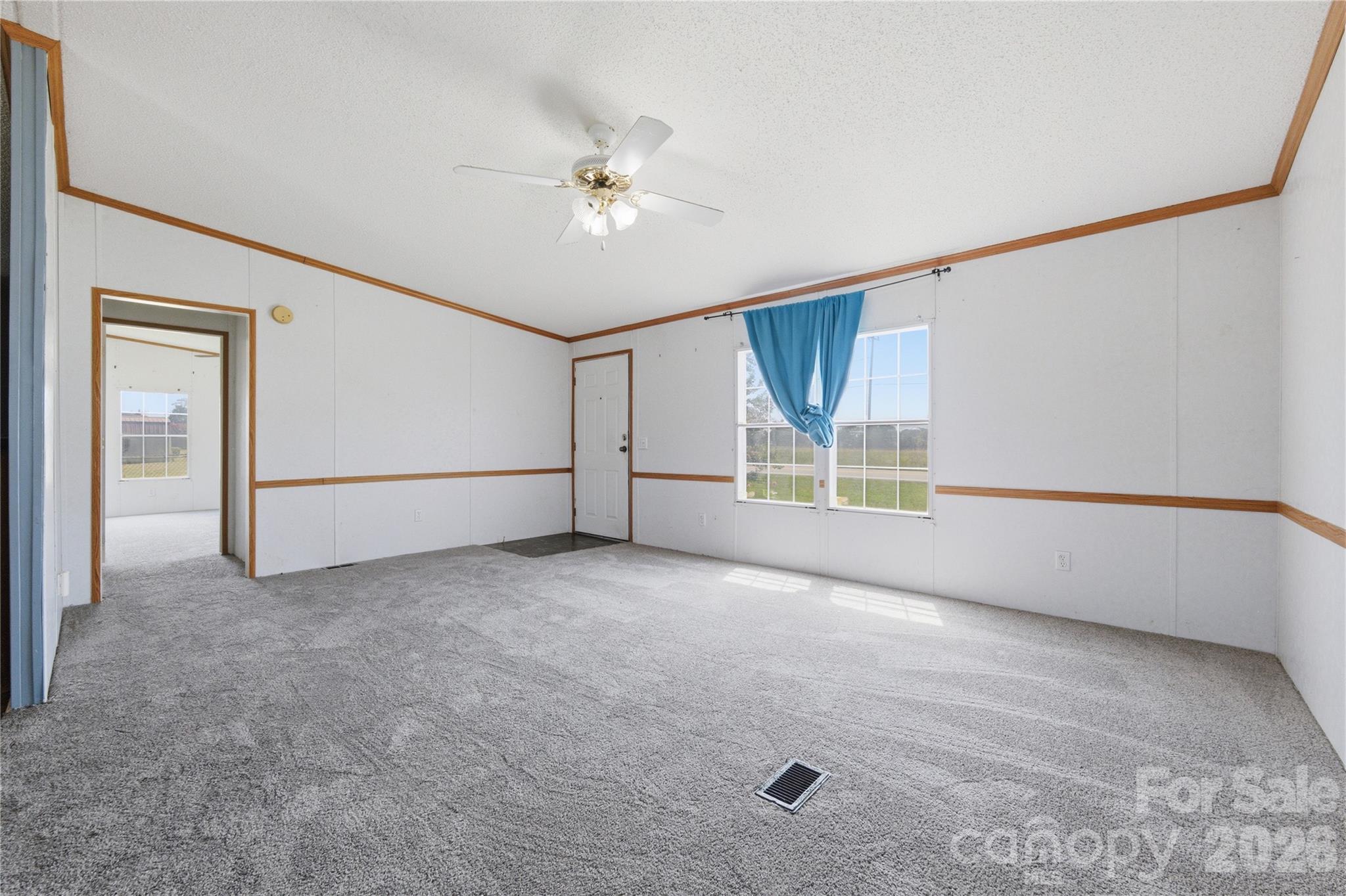 2299 Dellinger Drive — Newton