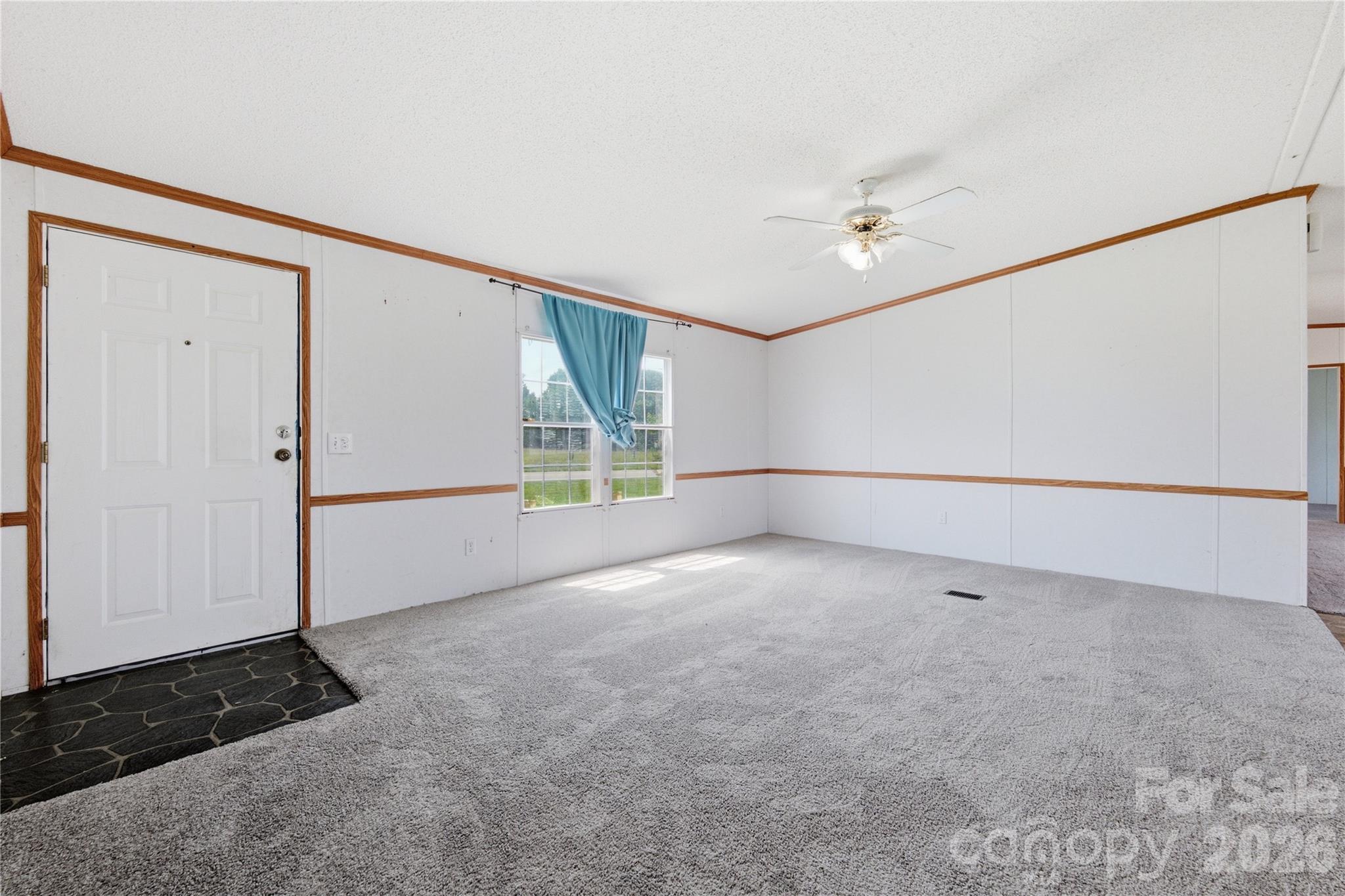 2299 Dellinger Drive — Newton
