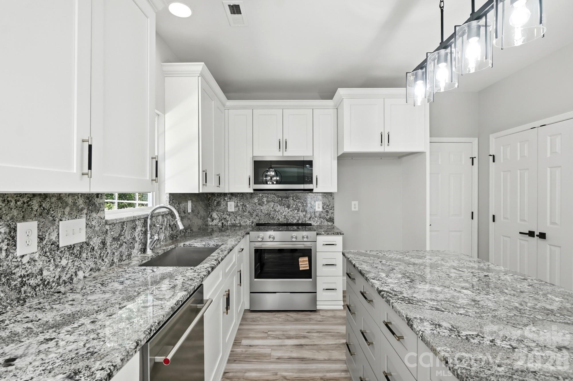 1412 Autumn Ridge Lane — Fort Mill