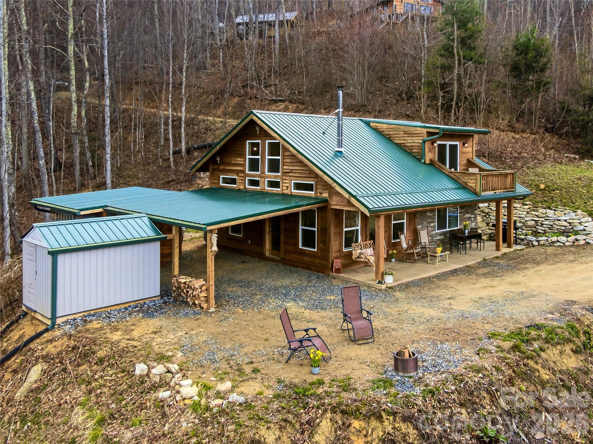 131 White Oak Way — Hot Springs