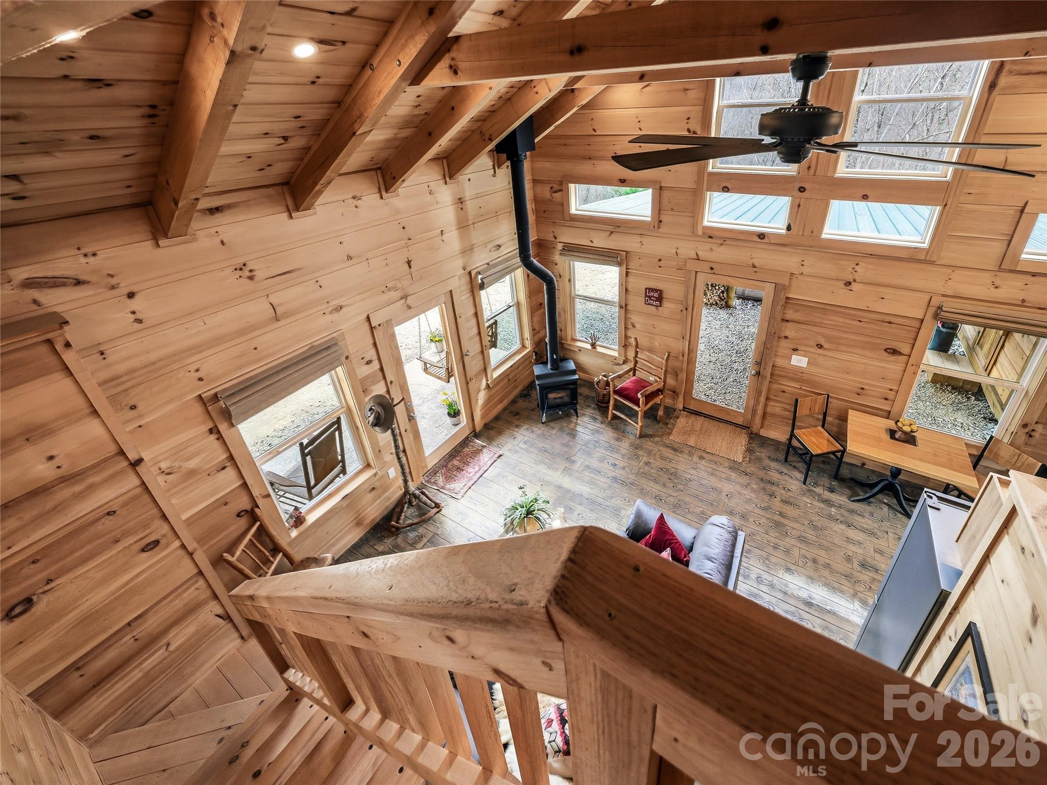 131 White Oak Way — Hot Springs