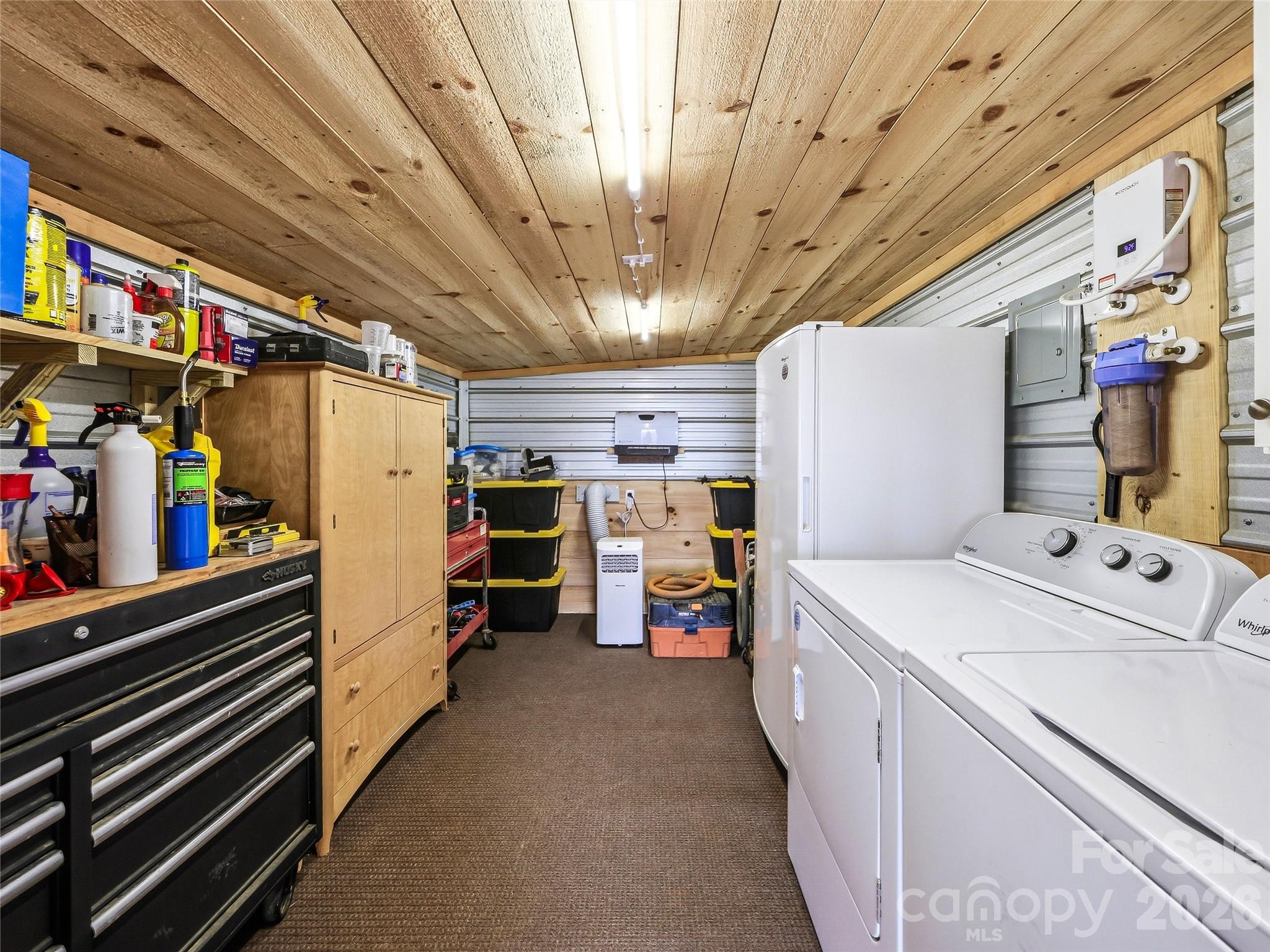 131 White Oak Way — Hot Springs
