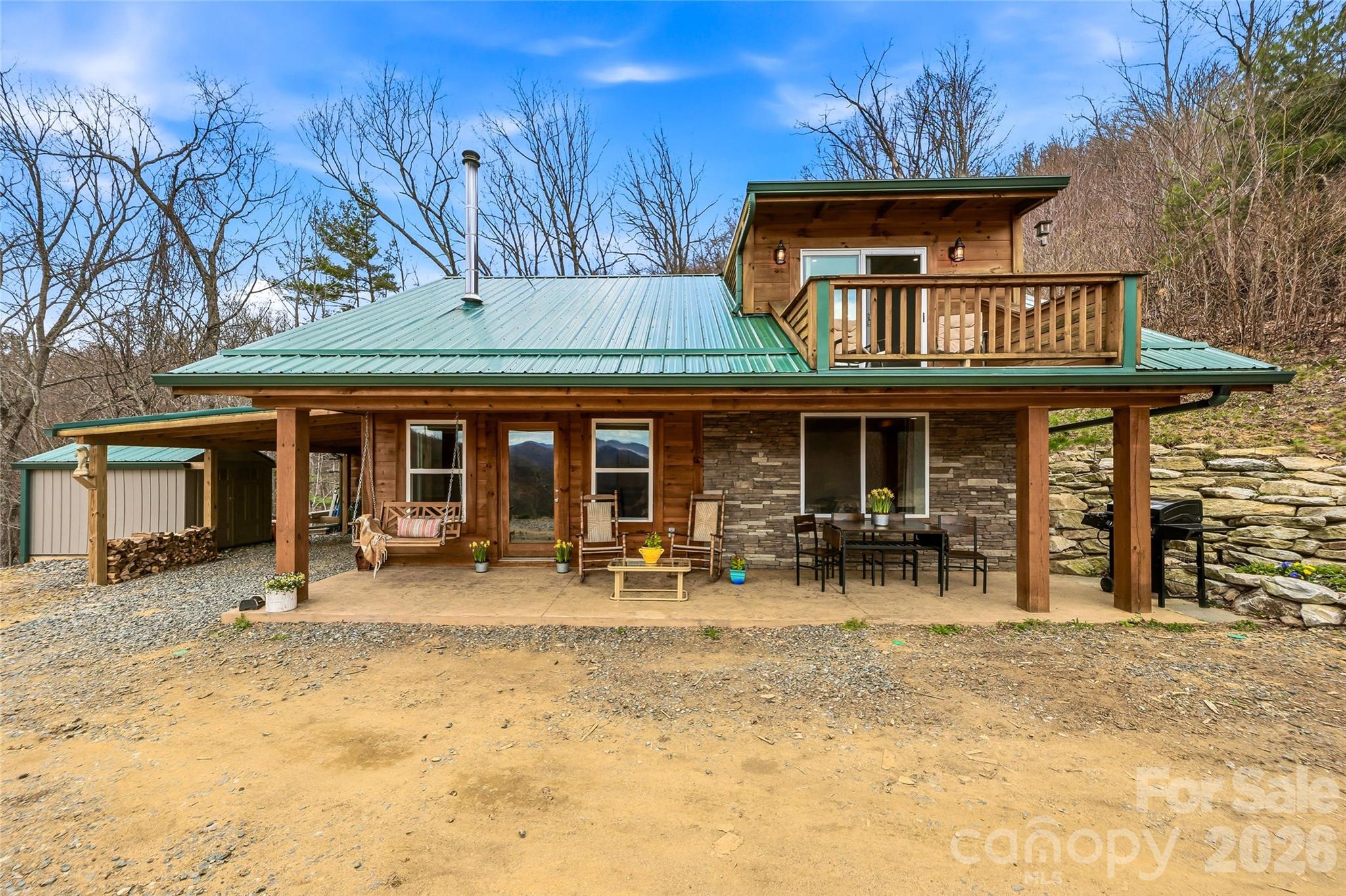 131 White Oak Way — Hot Springs