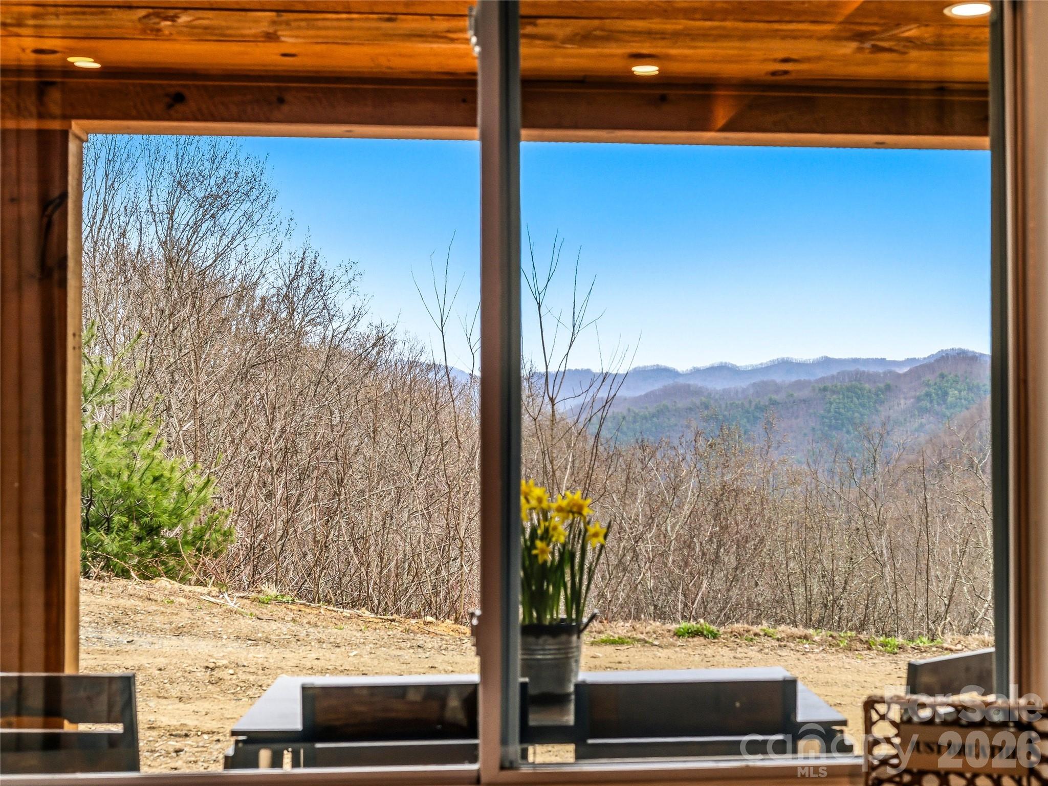 131 White Oak Way — Hot Springs