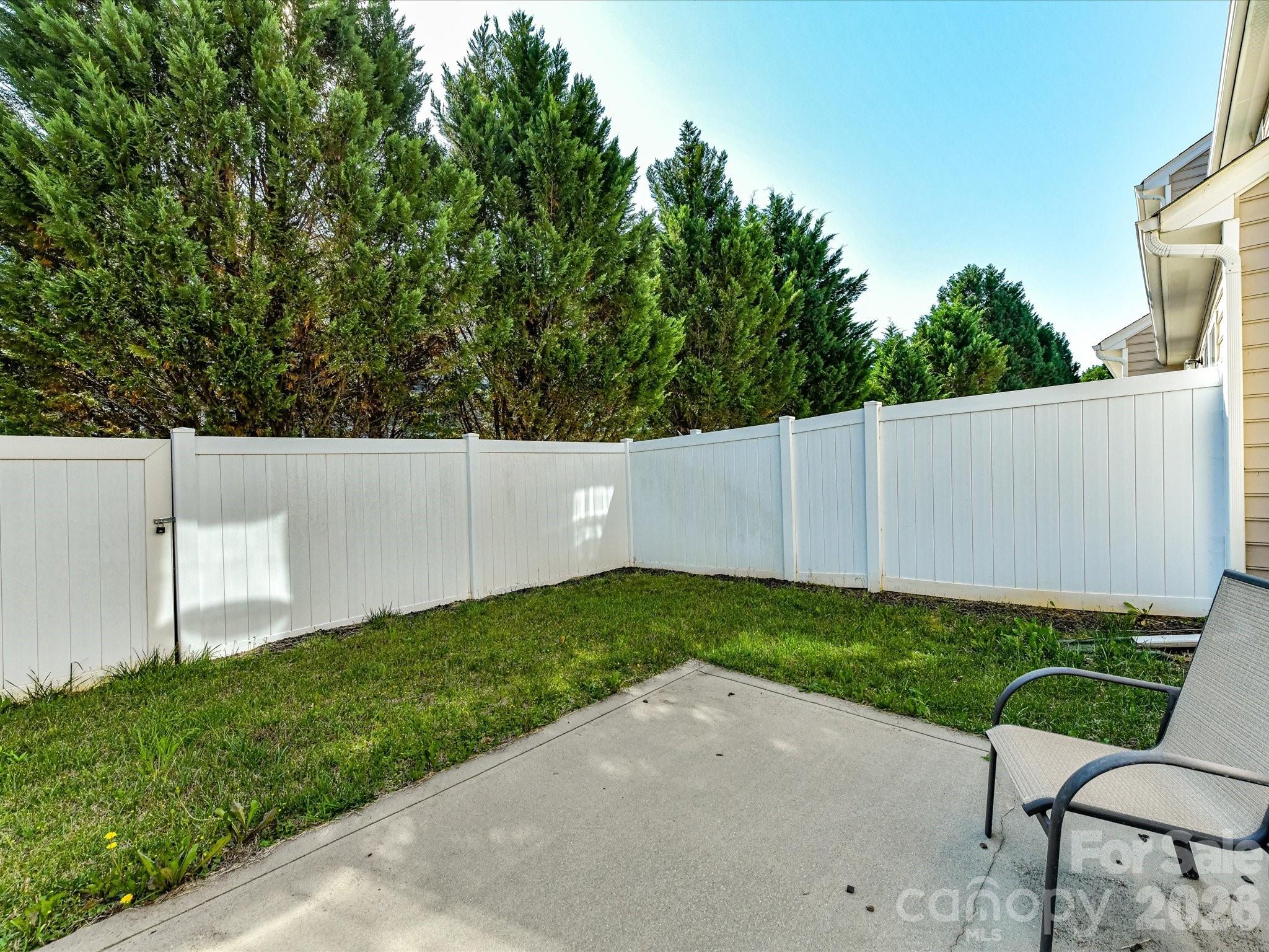 9333 Alice Mcginn Drive — Charlotte