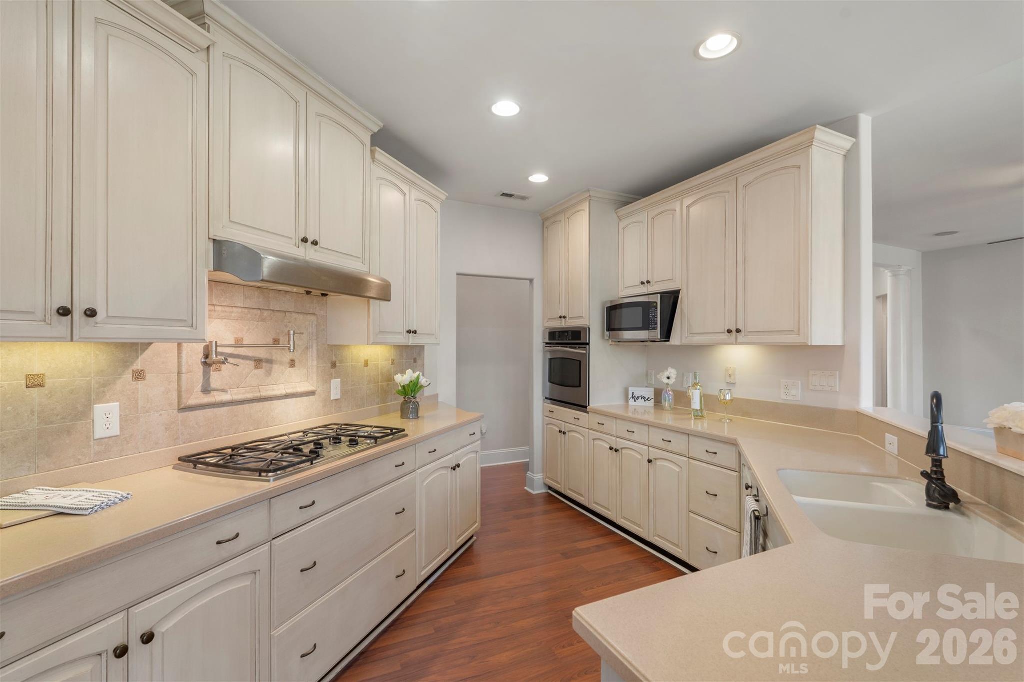 12711 Moores Chapel Road — Charlotte