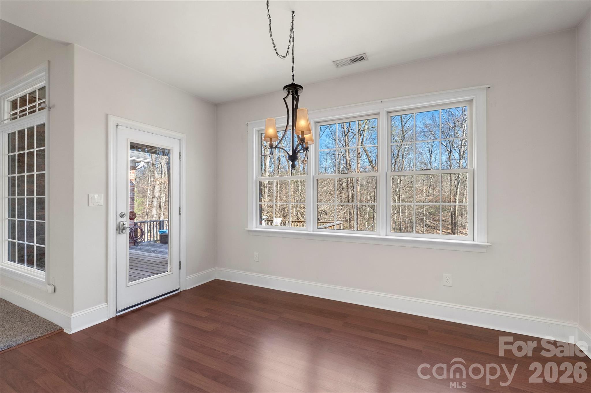 12711 Moores Chapel Road — Charlotte