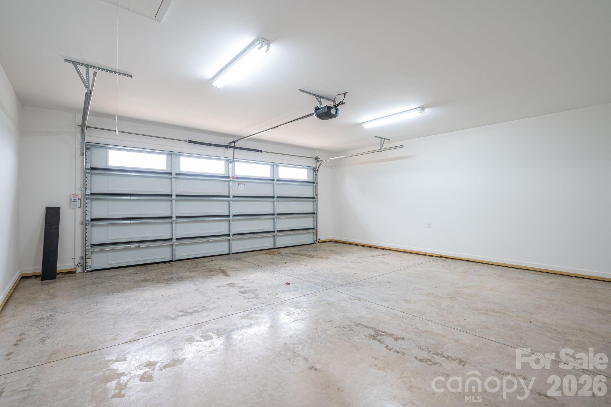 307 Northbrook III School Road — Vale
