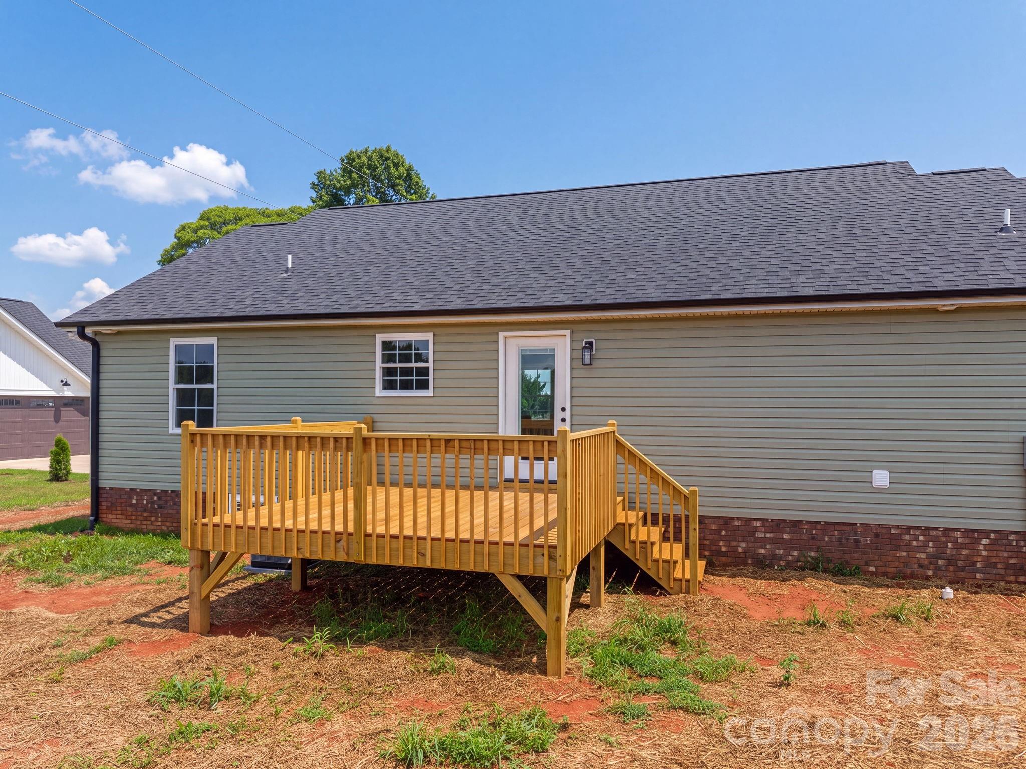 307 Northbrook III School Road — Vale