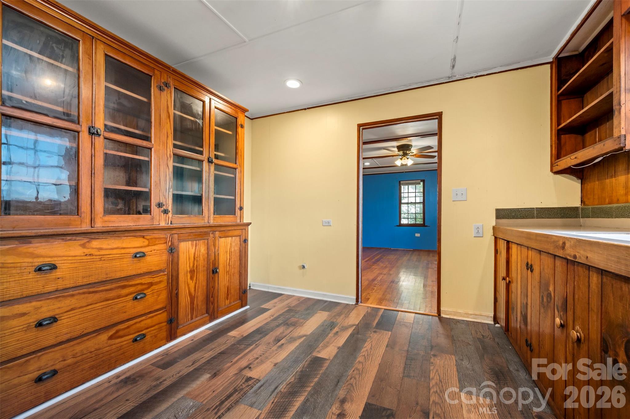720 Sylvan Boulevard — Hendersonville