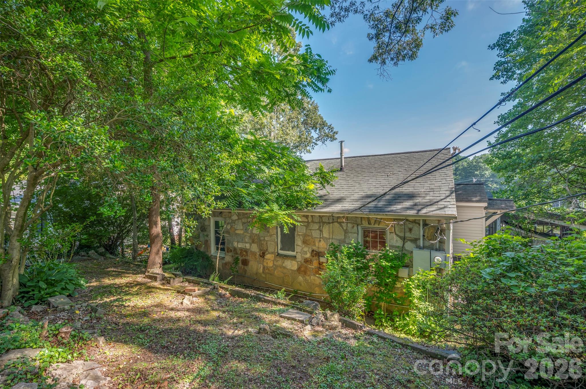 720 Sylvan Boulevard — Hendersonville