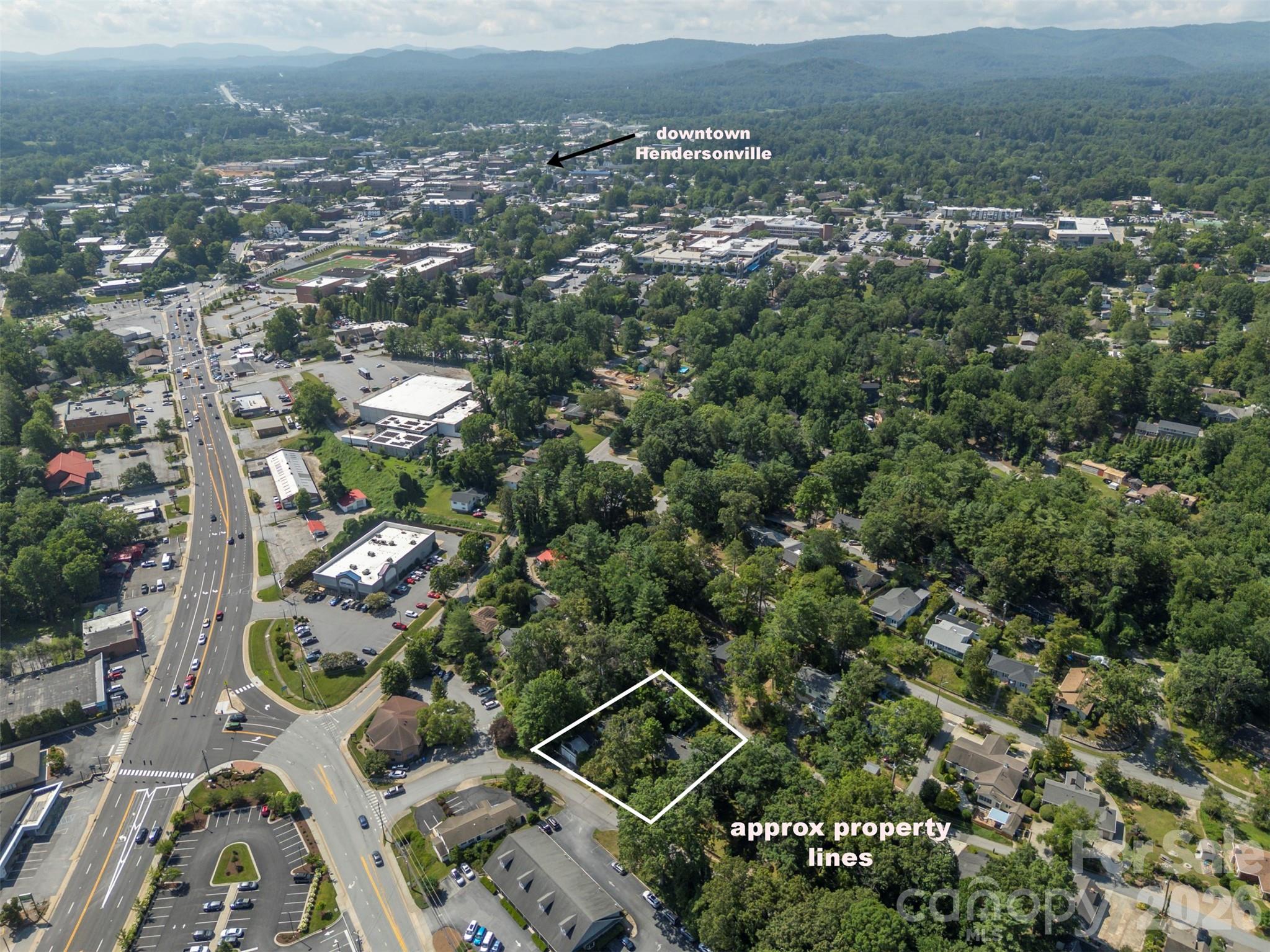 720 Sylvan Boulevard — Hendersonville