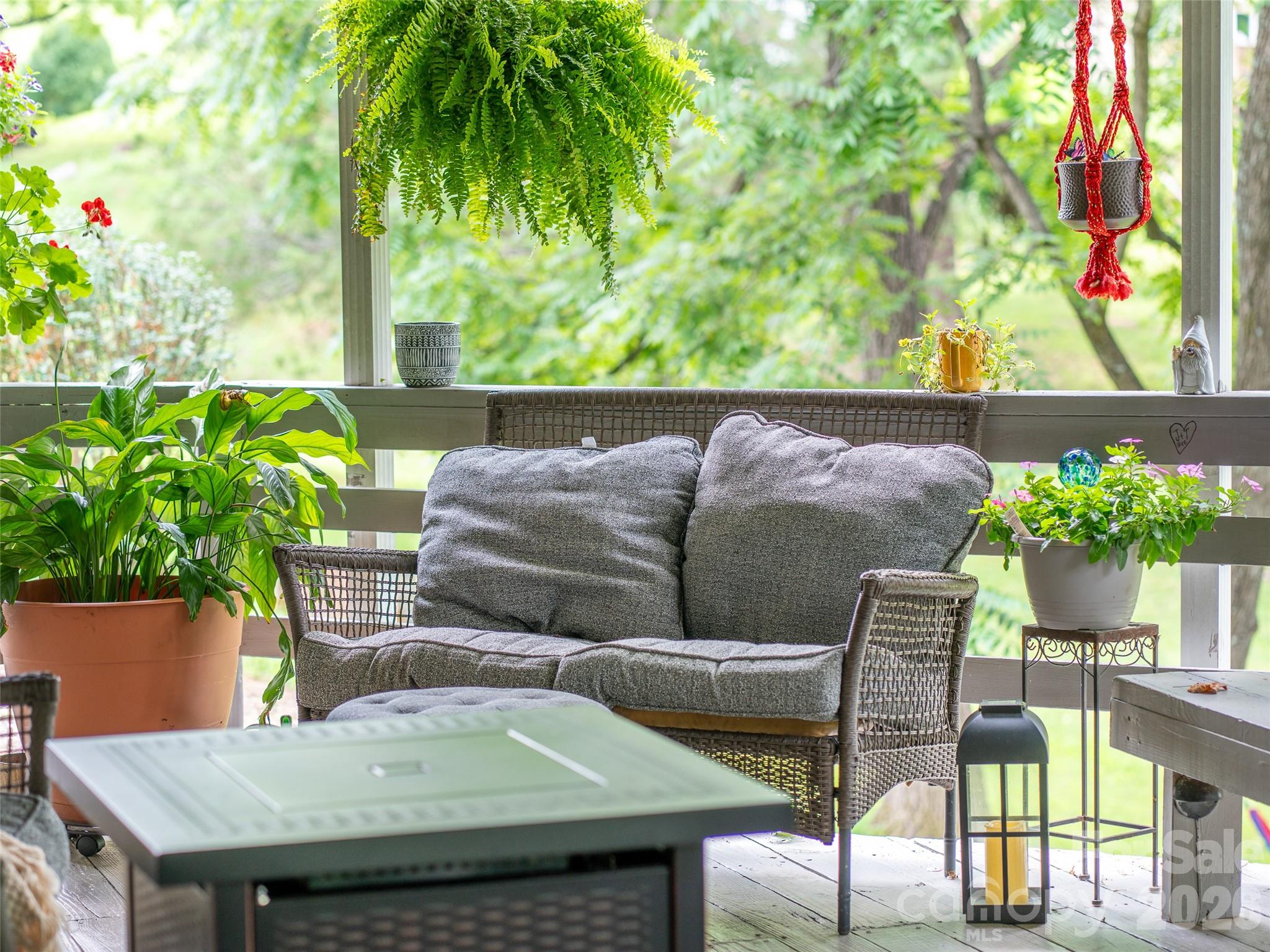 474 Rose Hill Road — Asheville