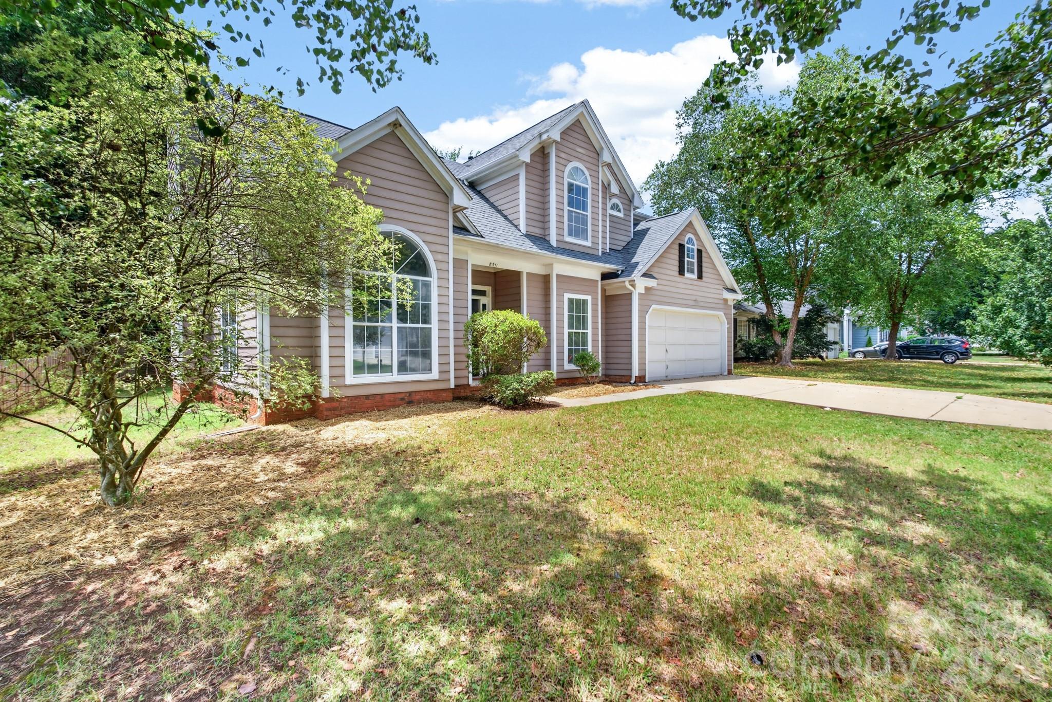 8511 Albury Walk Lane — Charlotte