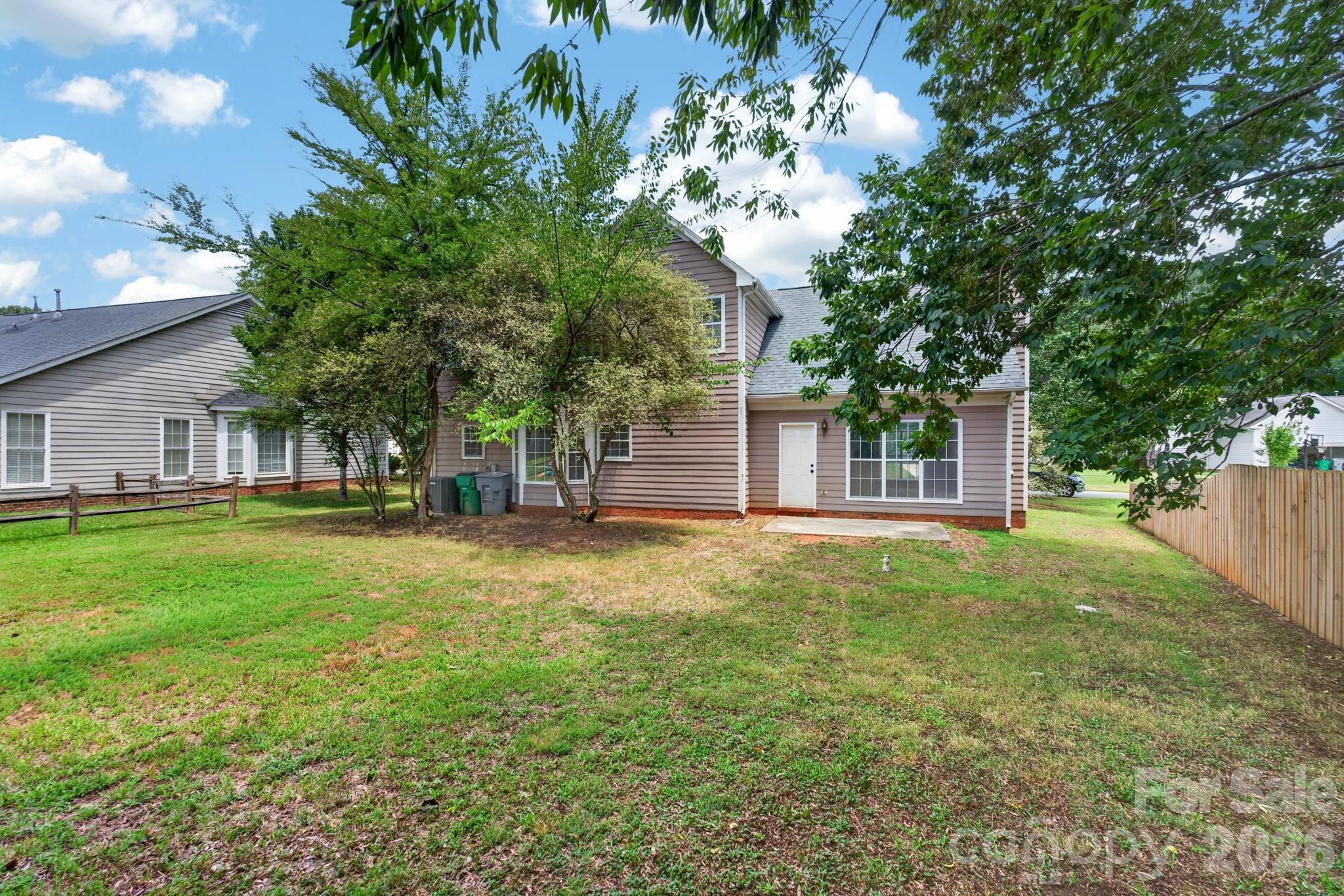 8511 Albury Walk Lane — Charlotte