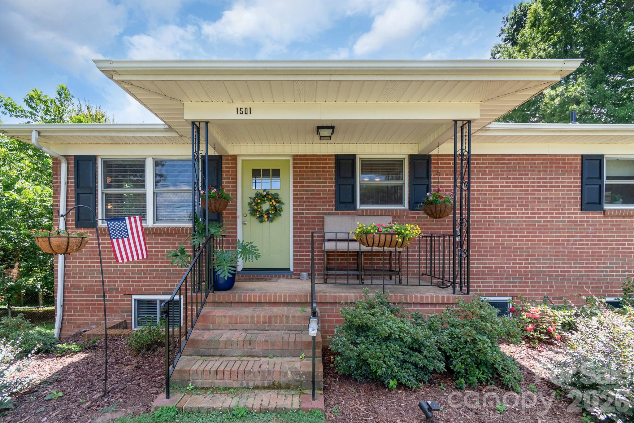1501 Old Hickory Grove Road — Mount Holly