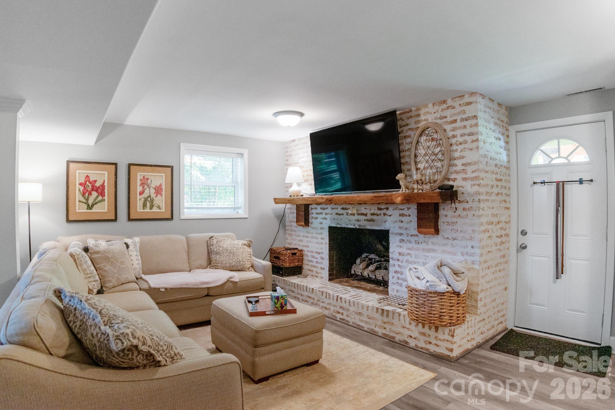 1501 Old Hickory Grove Road — Mount Holly